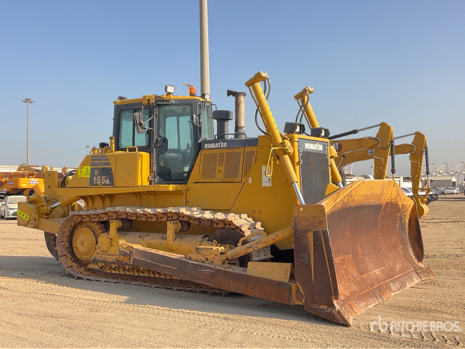 General Appearance with Bild, Ecke vorne rechts