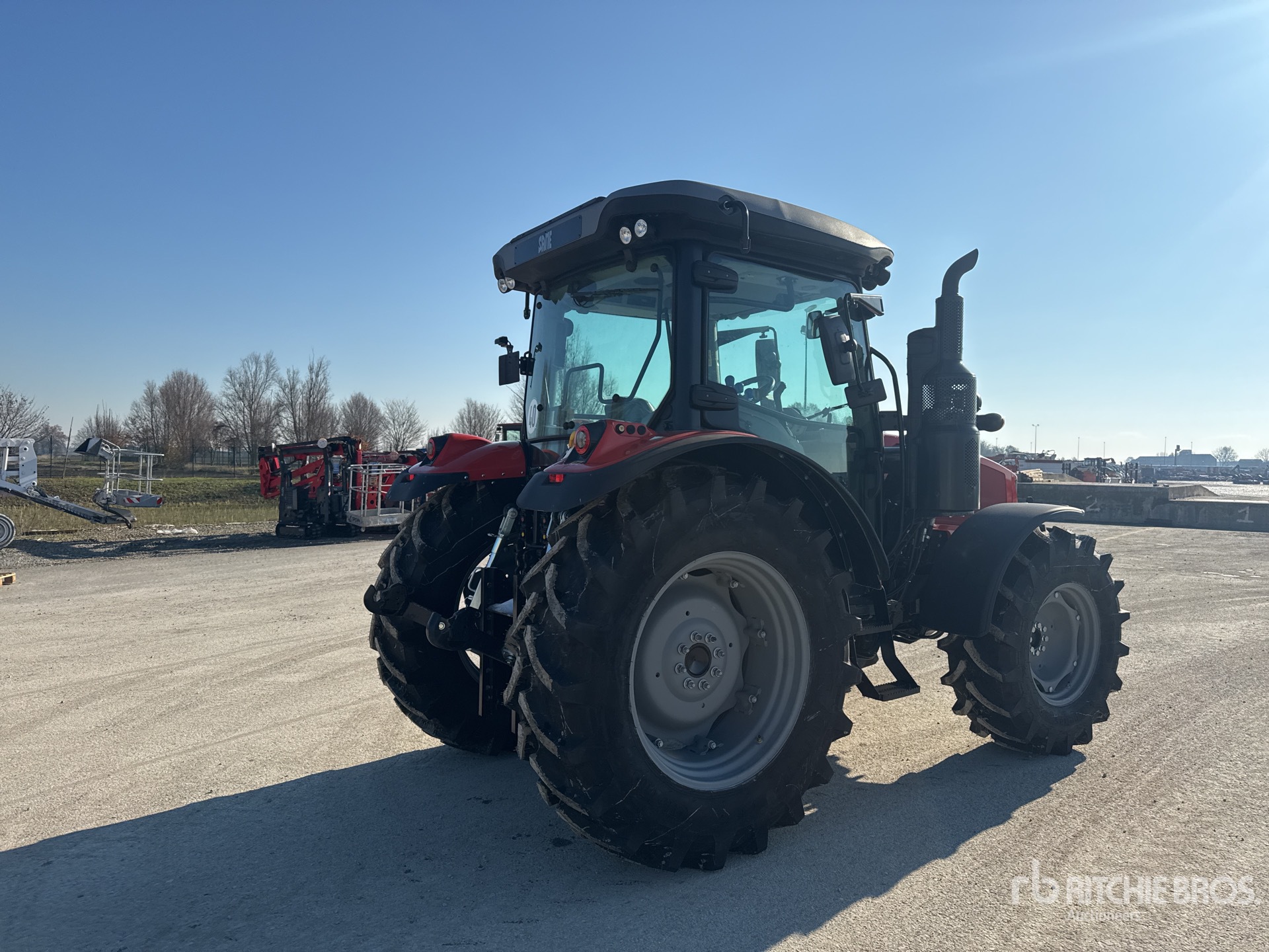 General Appearance with Picture, Right Rear Corner