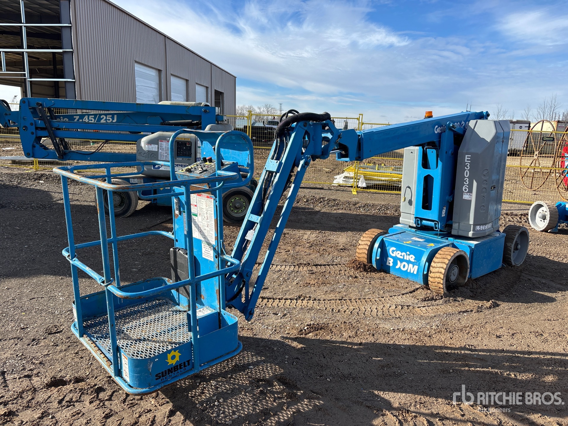 General Appearance with Picture, Left Front Corner