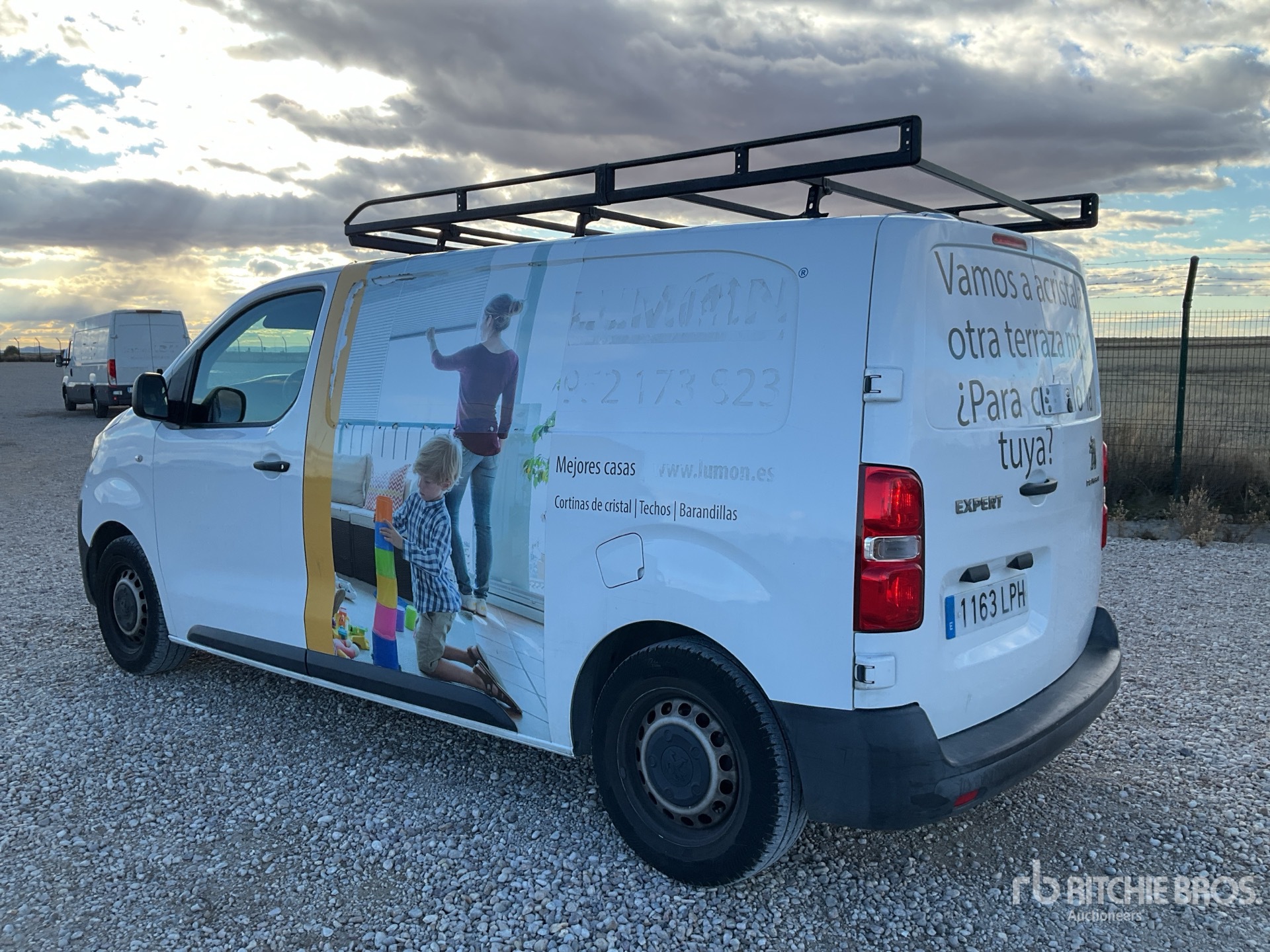 General Appearance with Picture, Left Rear Corner