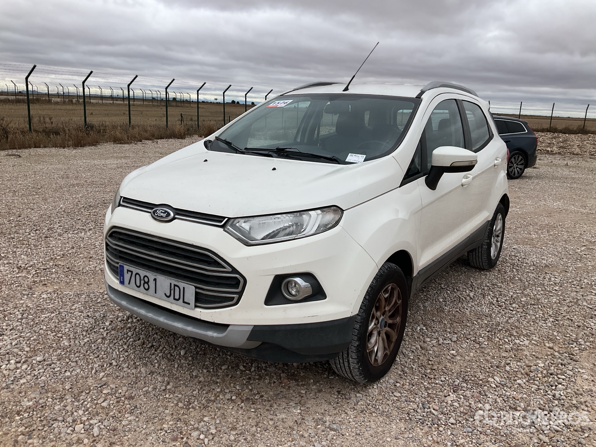 General Appearance with Imagen: esquina delantera izquierda