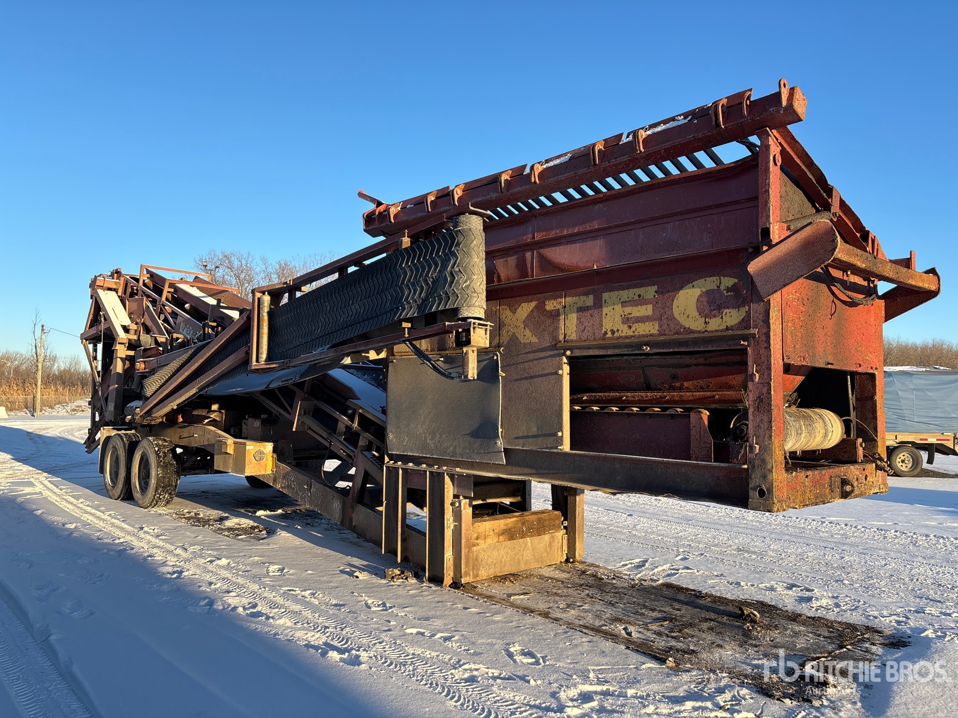 General Appearance with Bild, Ecke vorne rechts