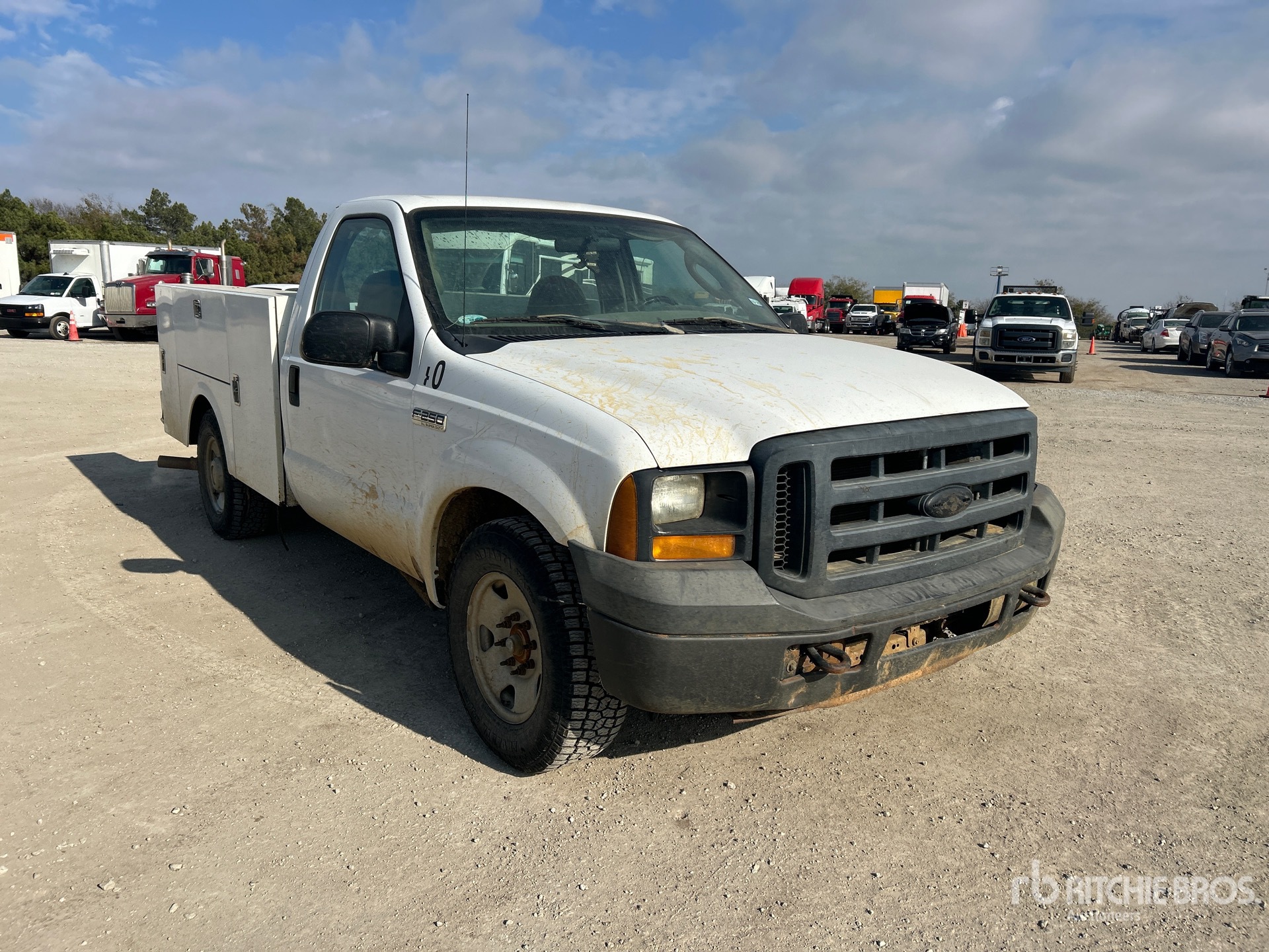 General Appearance with Picture, Right Front Corner