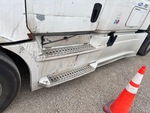 4 Underbody - Truck with 