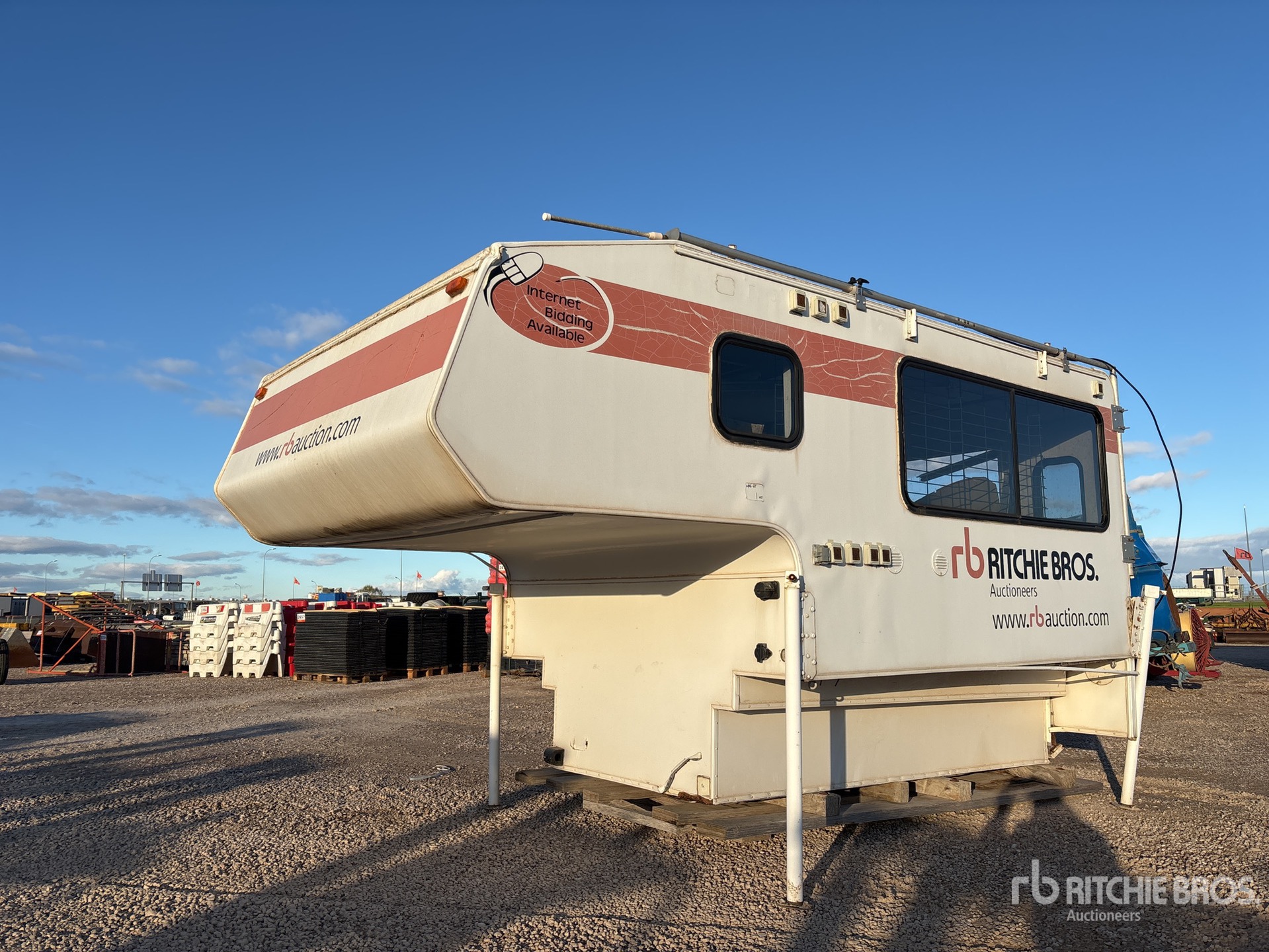 General Appearance with Zdjęcie, lewy górny róg