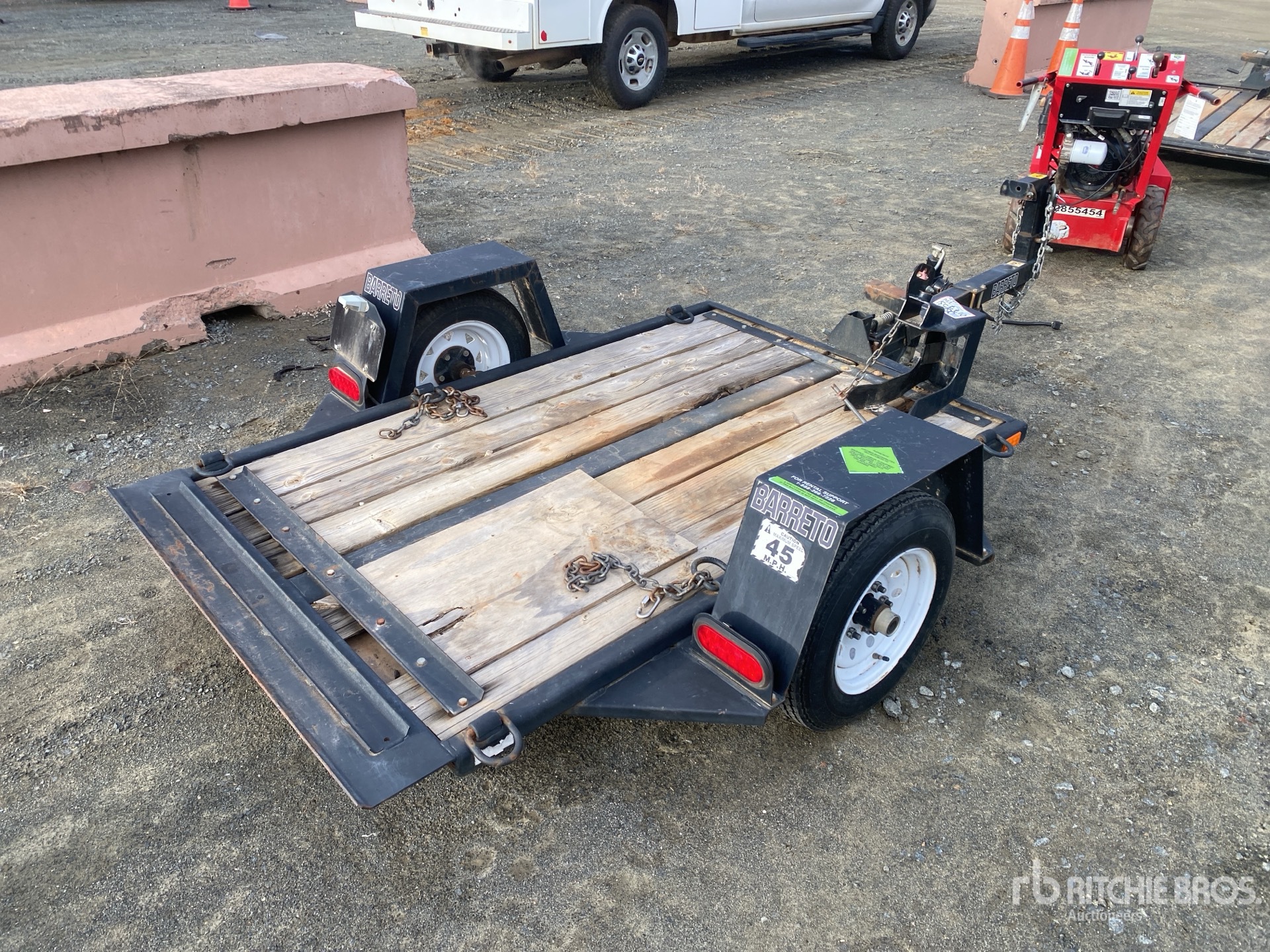 General Appearance with Imagen: esquina trasera derecha