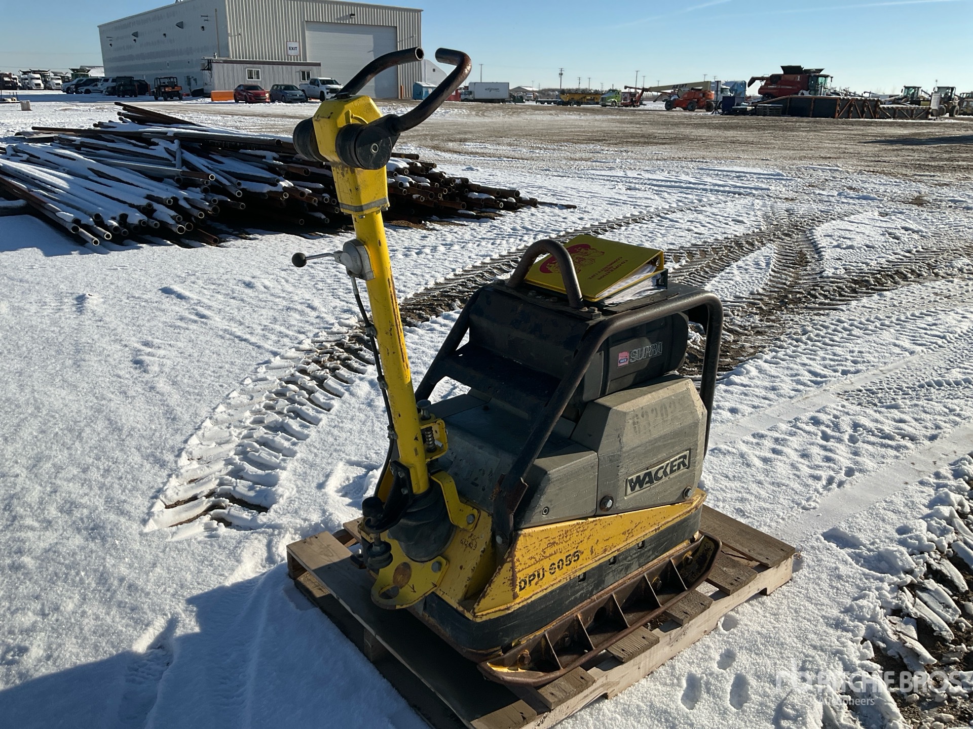 General Appearance with Imagen: esquina trasera derecha