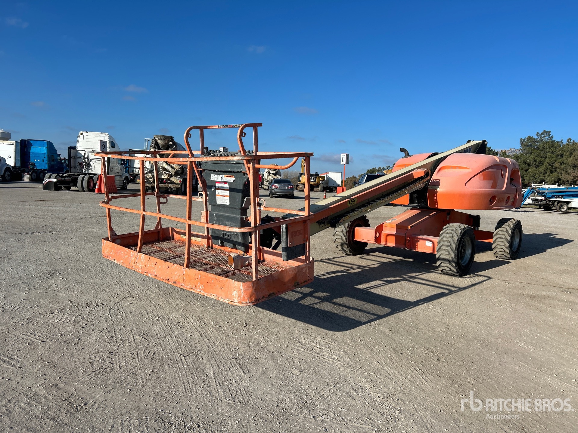 General Appearance with Image, coin avant gauche