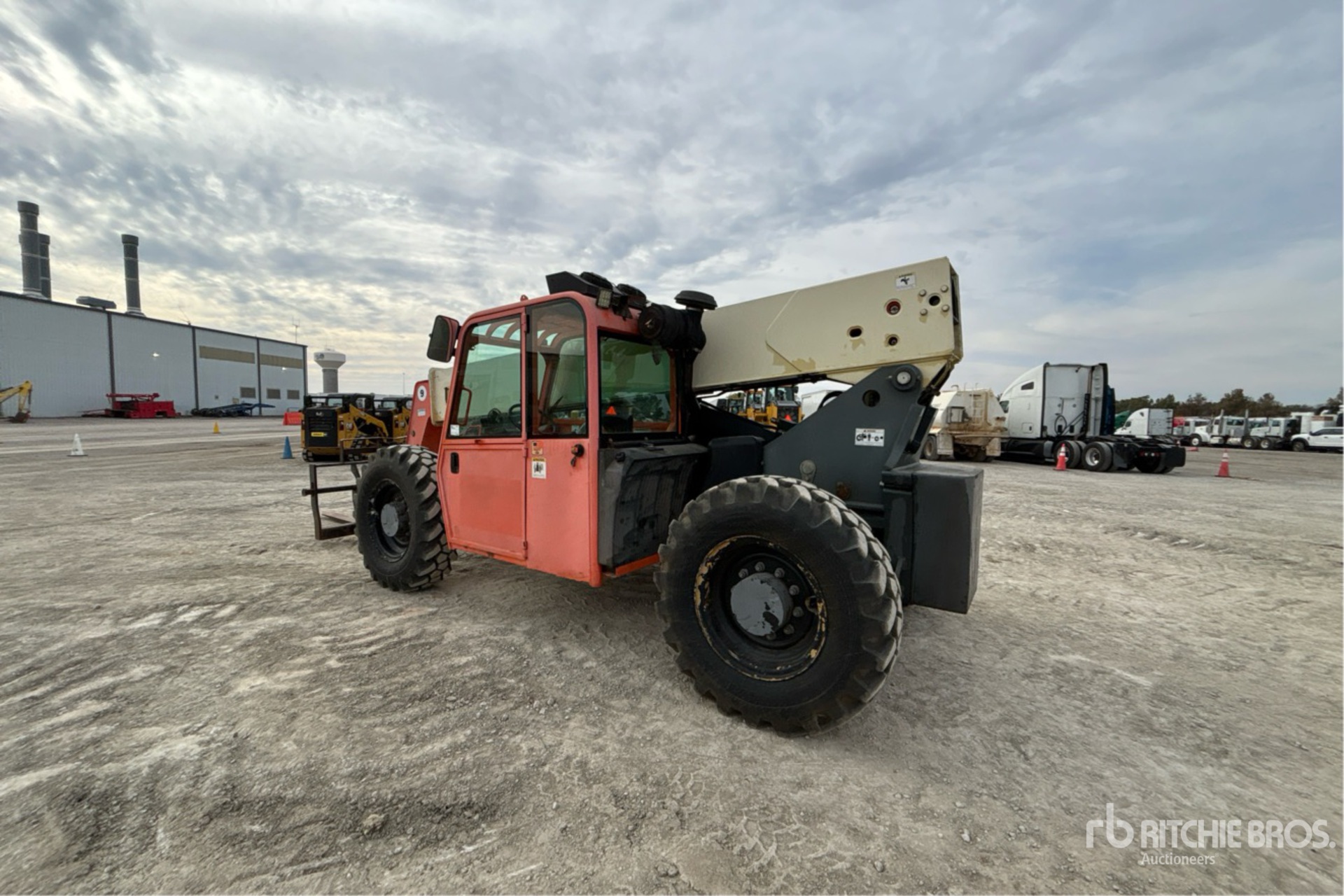 General Appearance with Imagen: esquina trasera izquierda