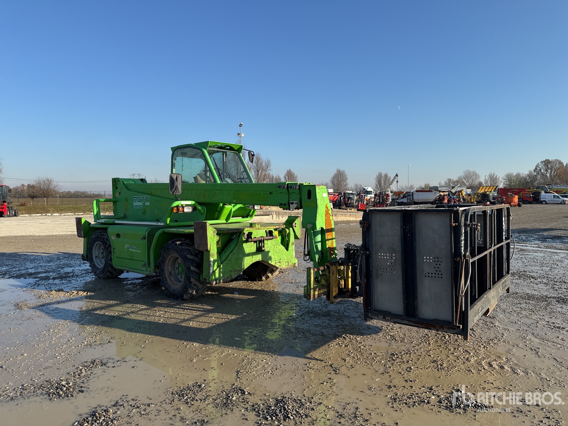 General Appearance with Picture, Right Front Corner