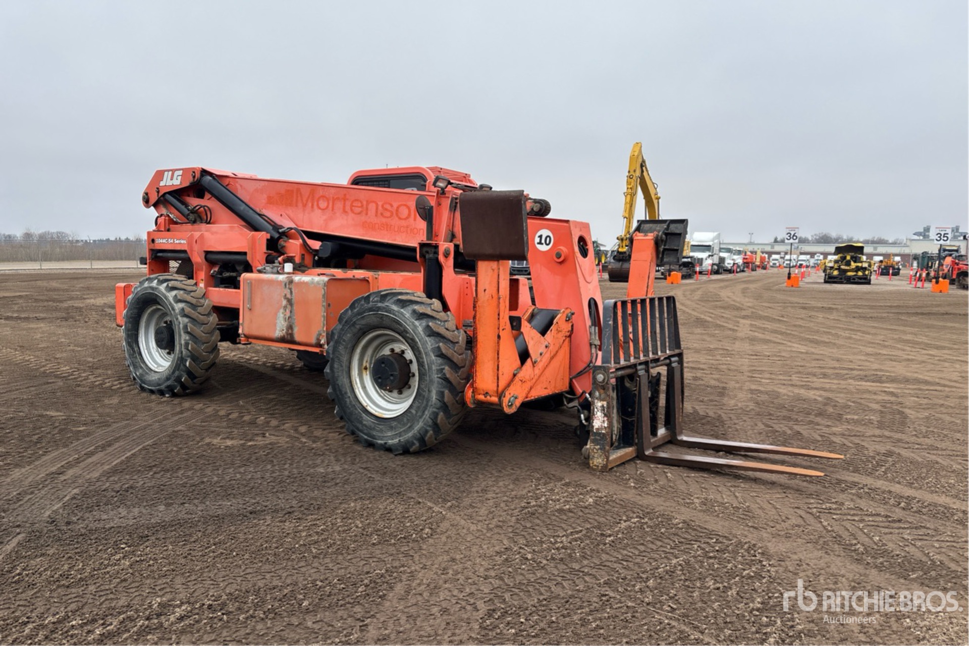 General Appearance with Picture, Right Front Corner