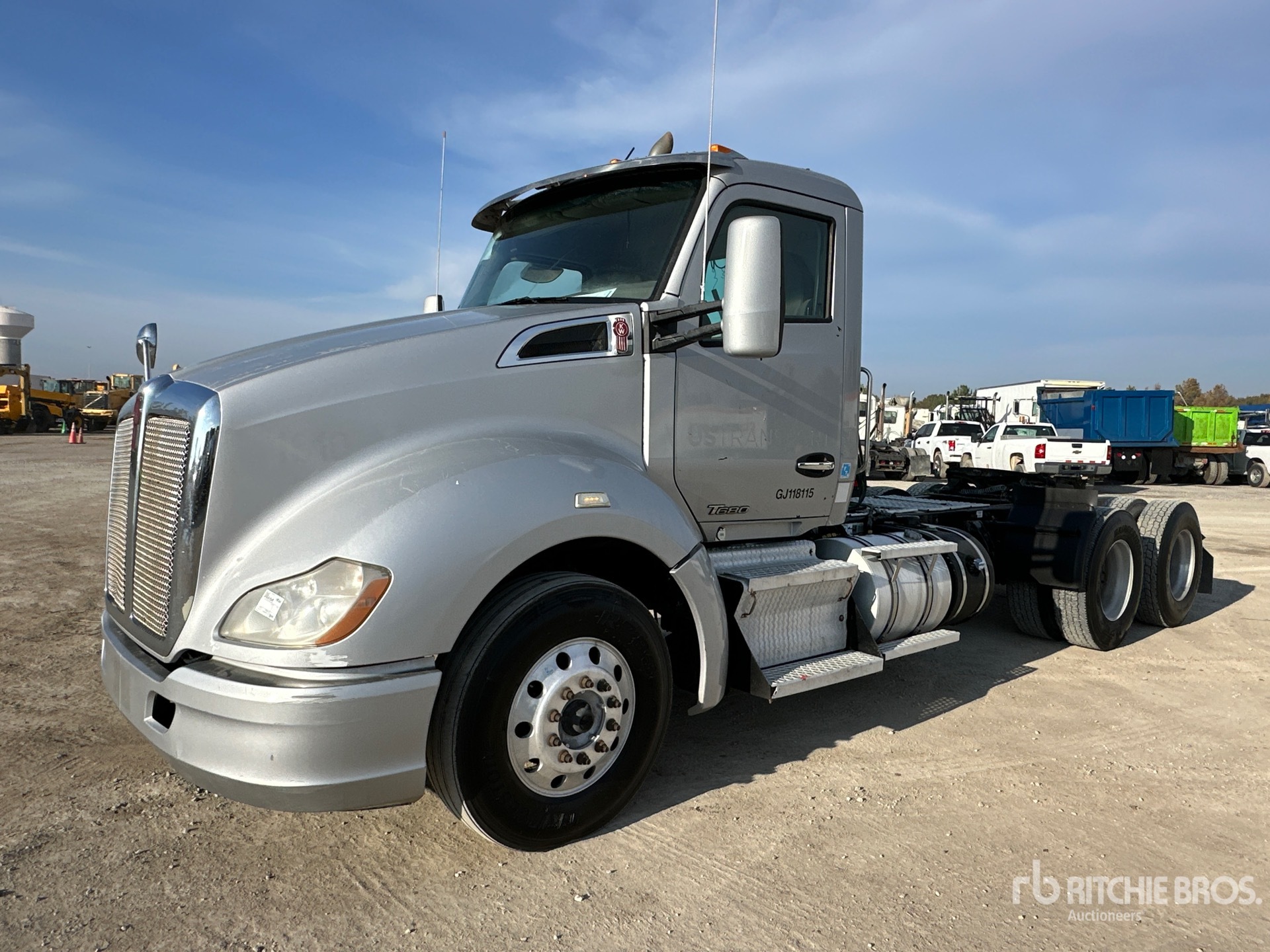 General Appearance with Picture, Left Front Corner