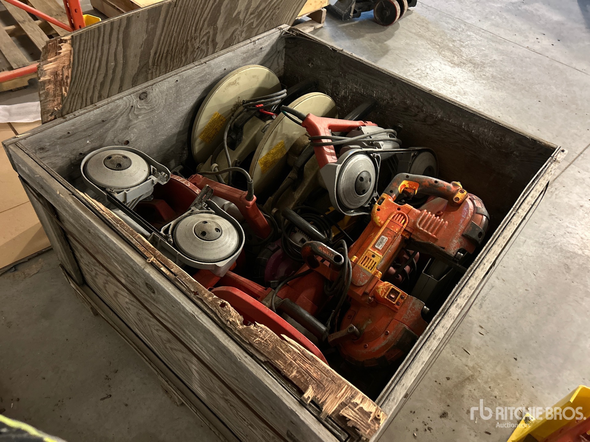 General Appearance with Image, coin arrière droit