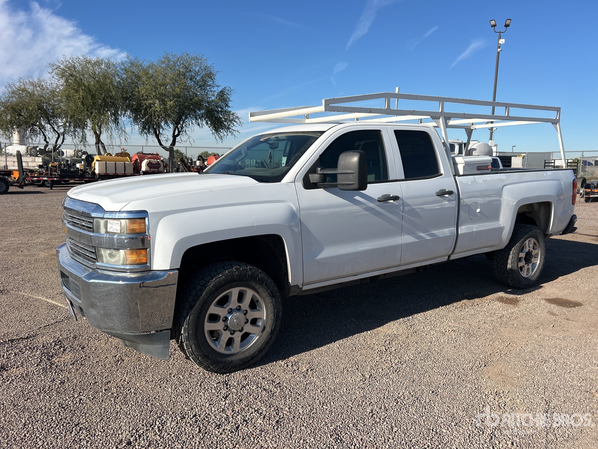 General Appearance with Featured Photo