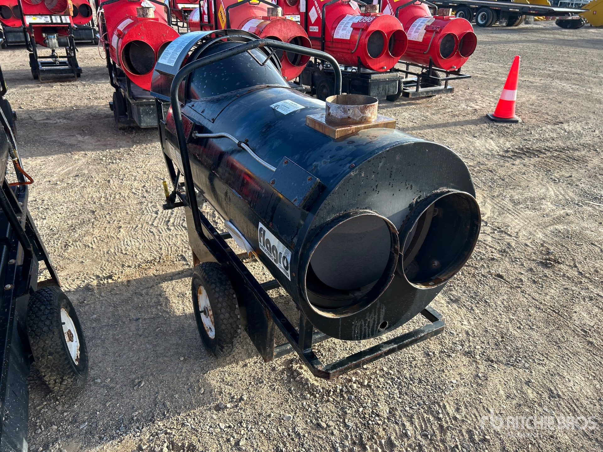 General Appearance with Foto, angolo anteriore destro