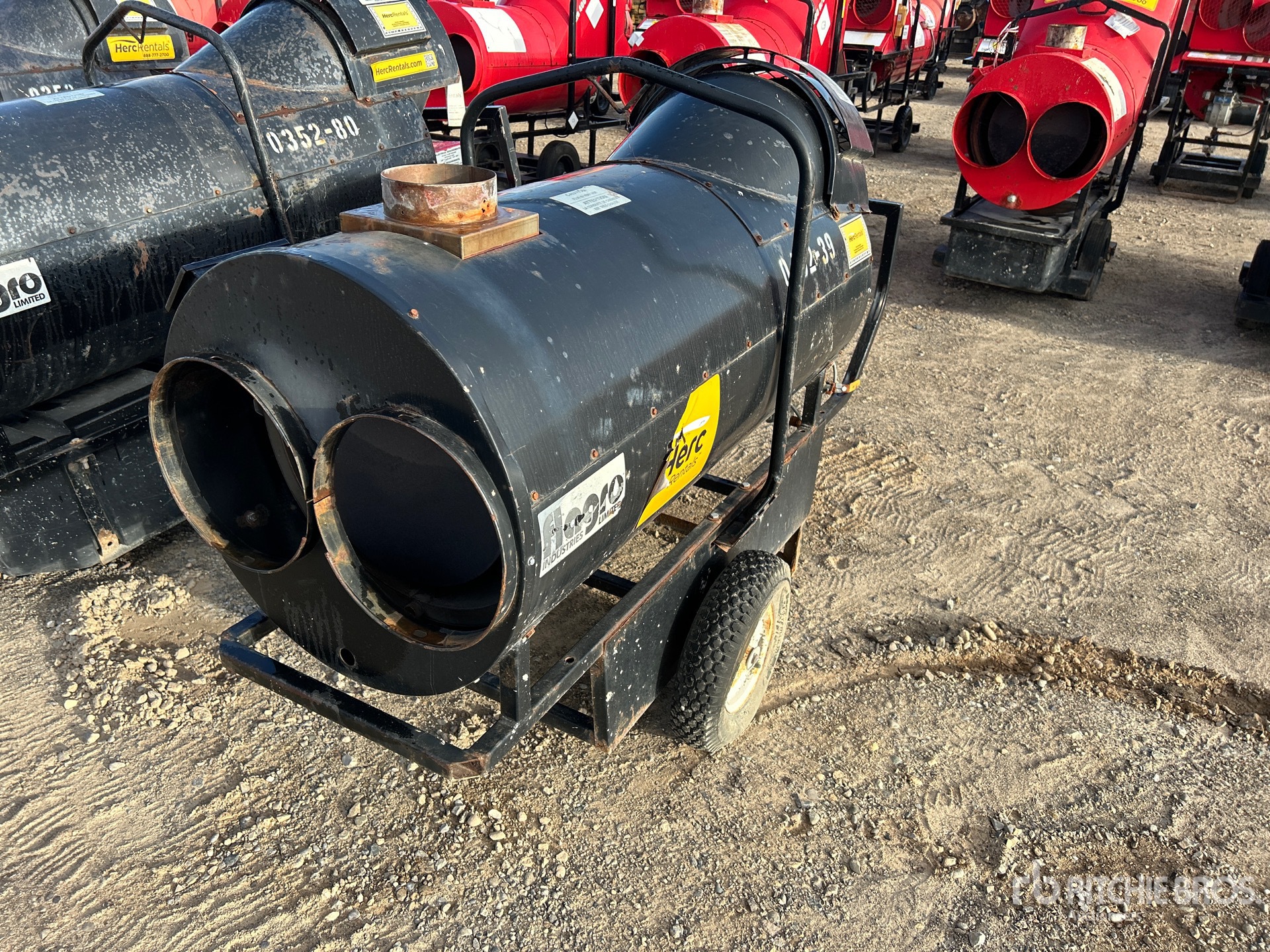 General Appearance with Foto, angolo anteriore sinistro