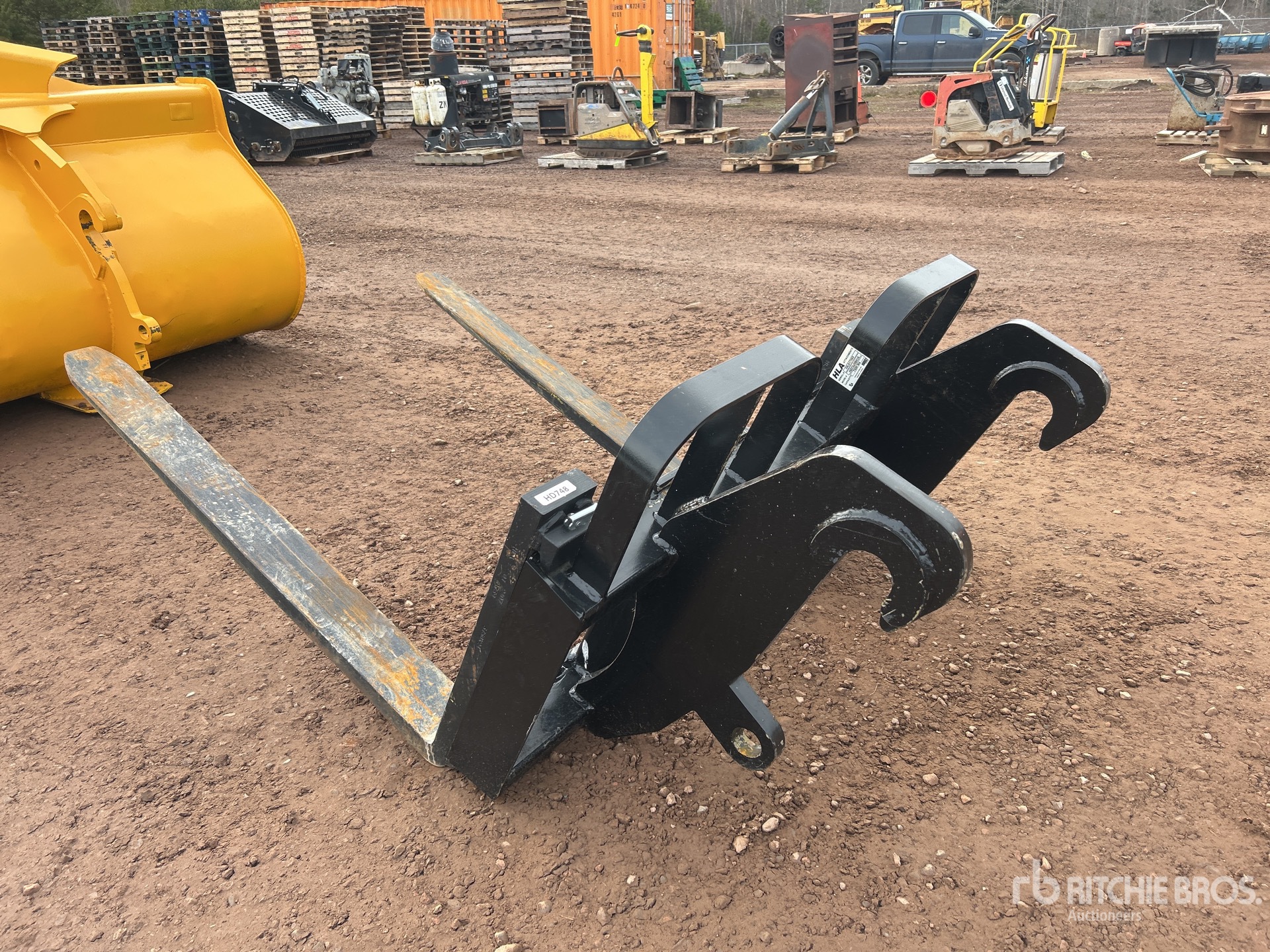 General Appearance with Bild, Ecke hinten links