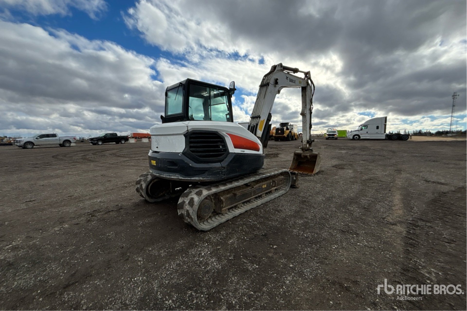 General Appearance with Picture, Right Rear Corner