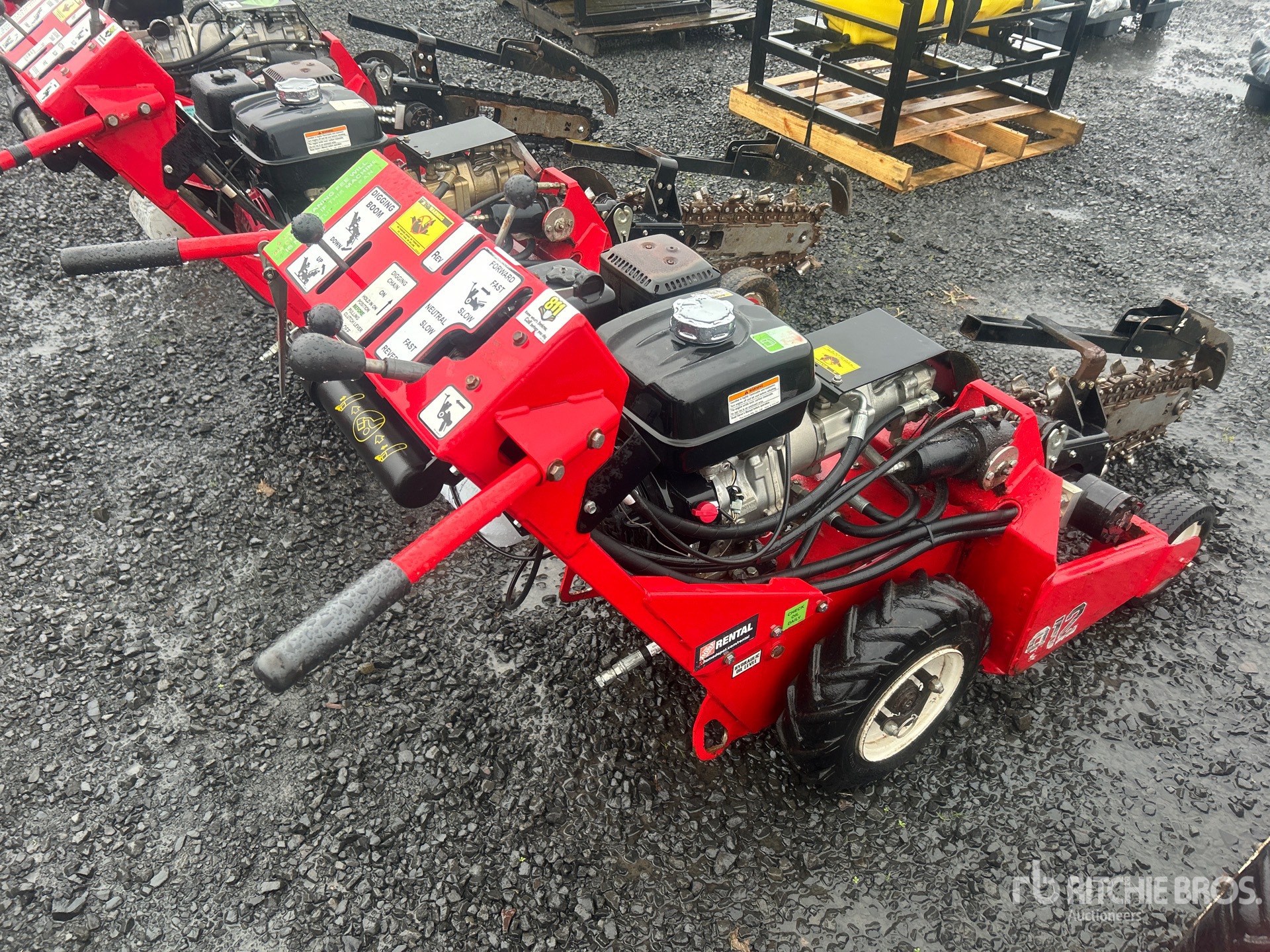 General Appearance with Foto, angolo anteriore sinistro