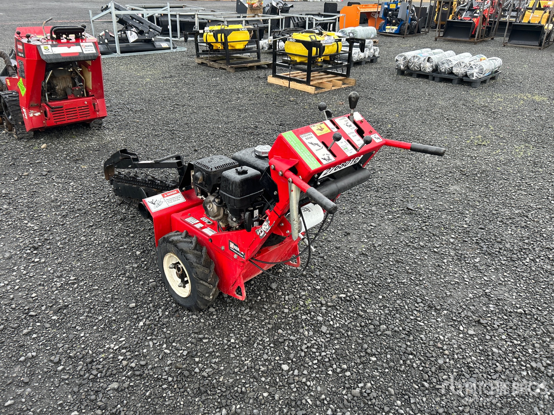 General Appearance with Picture, Left Rear Corner