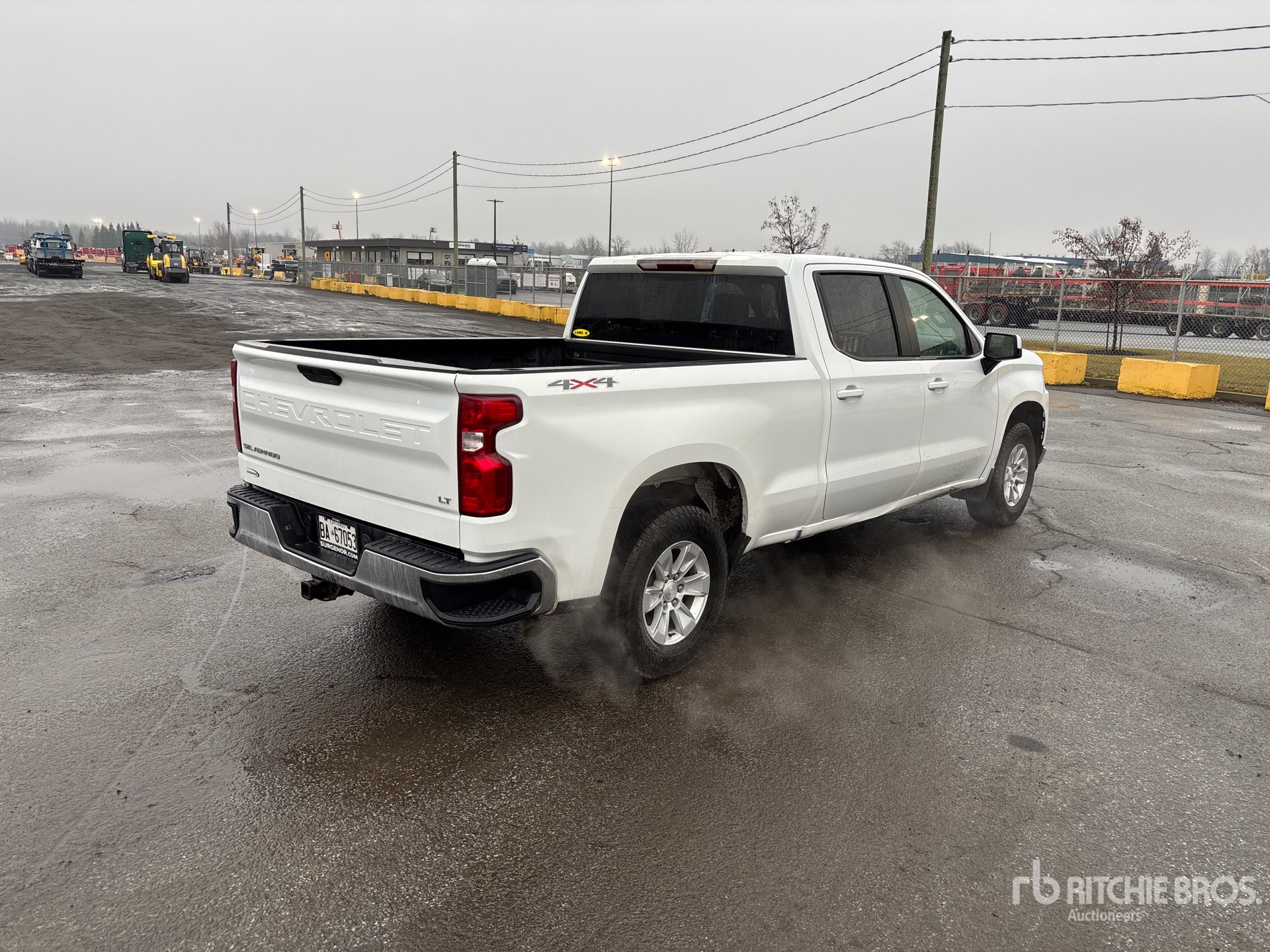 General Appearance with Picture, Right Rear Corner