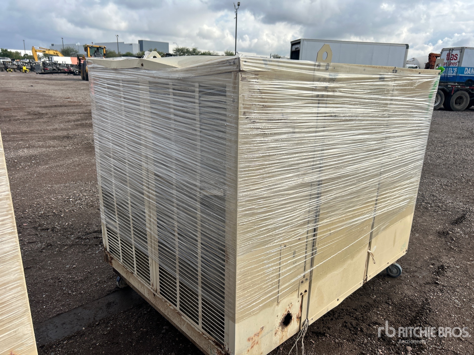 General Appearance with Image, coin arrière droit