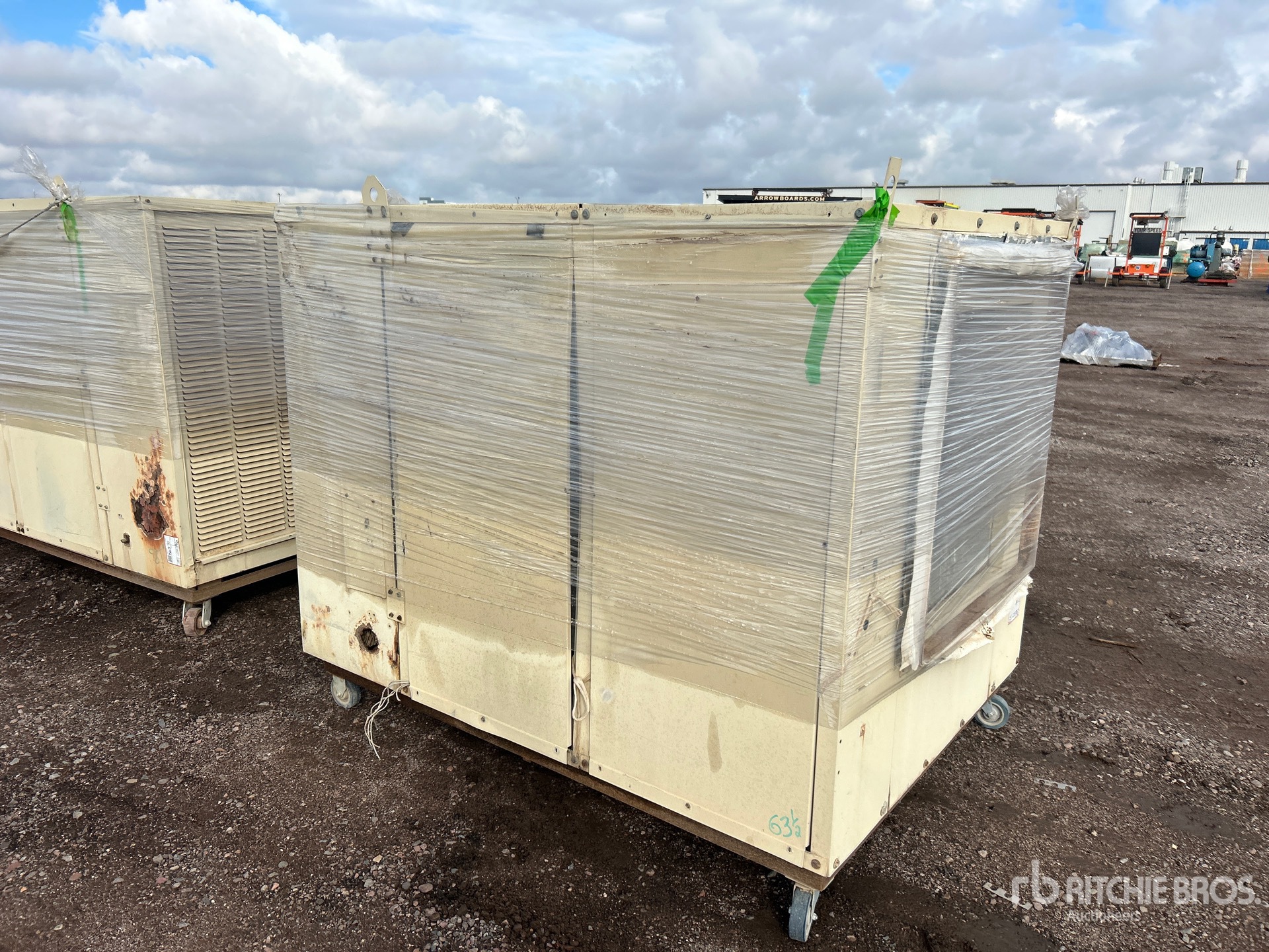 General Appearance with Image, coin avant droit