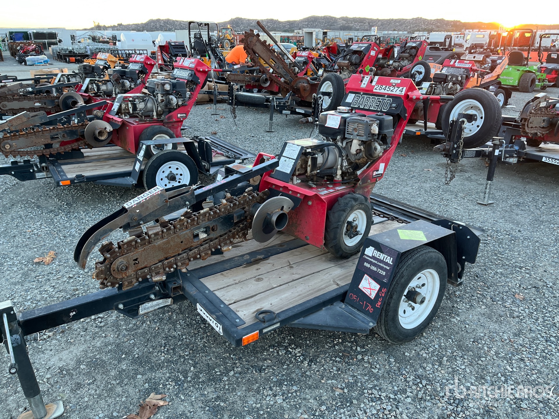 General Appearance with Foto, angolo anteriore sinistro