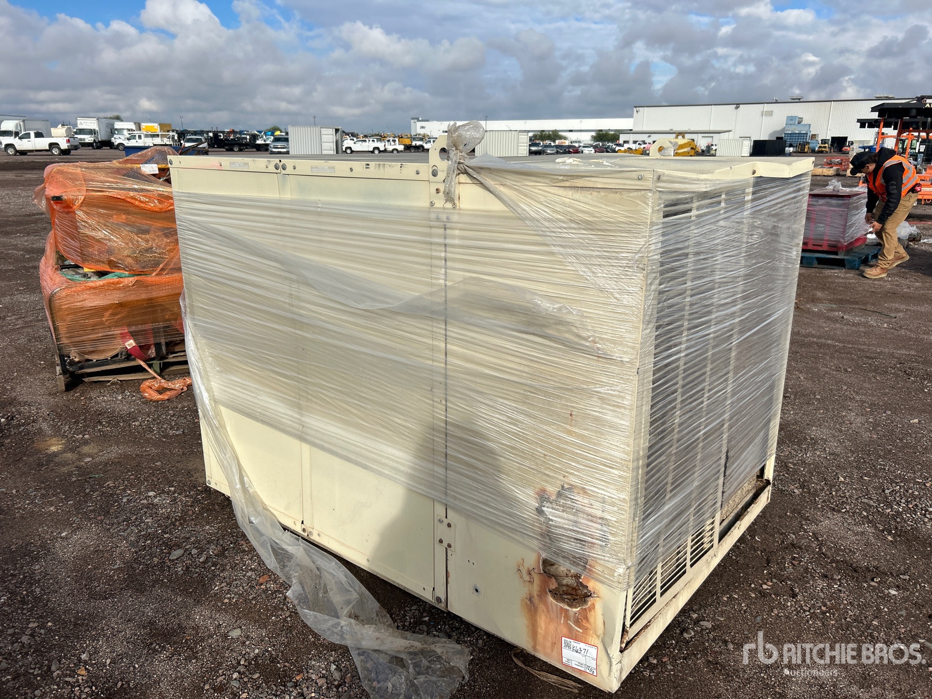 General Appearance with Image, coin avant droit