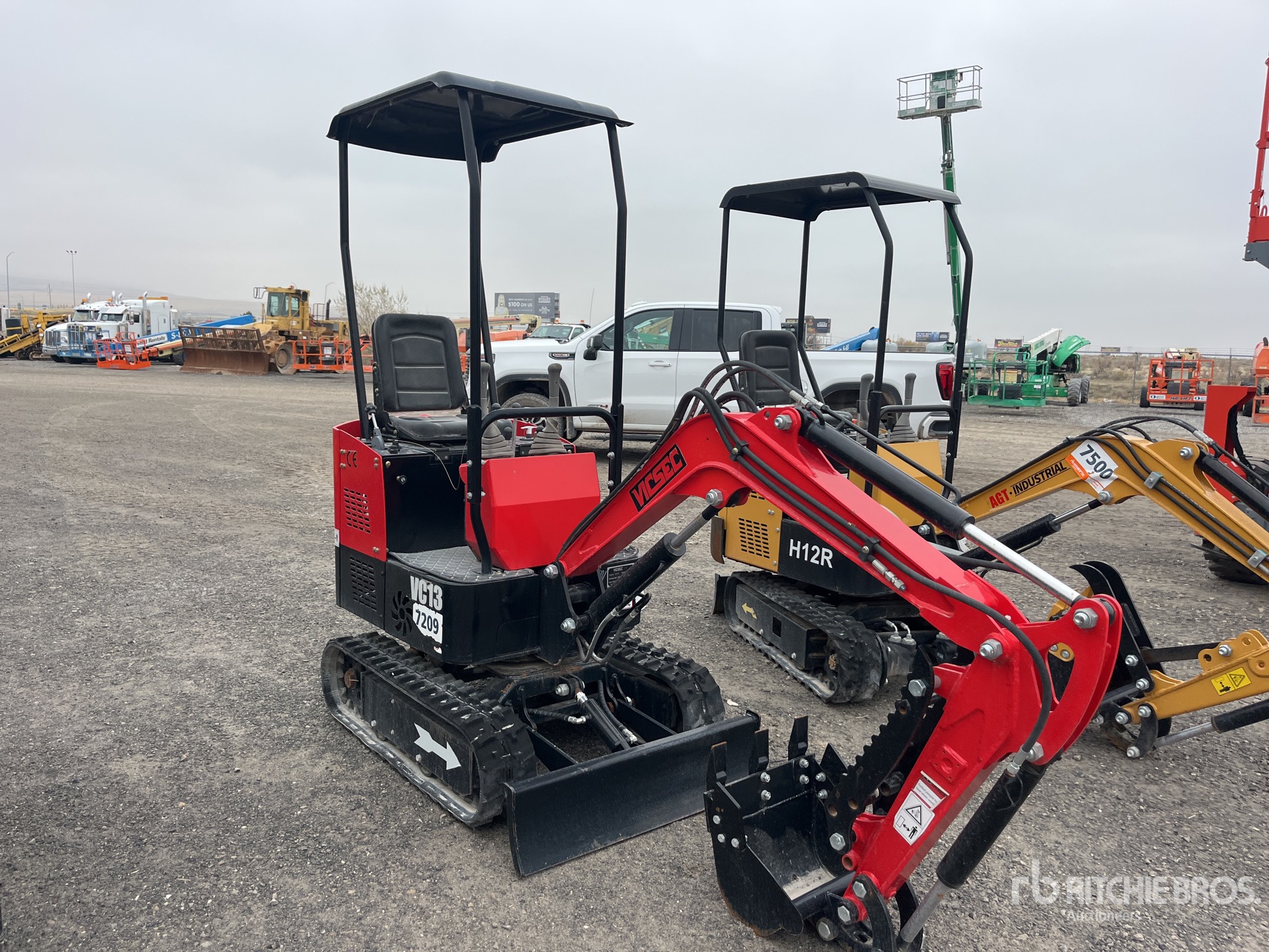 General Appearance with Picture, Right Front Corner