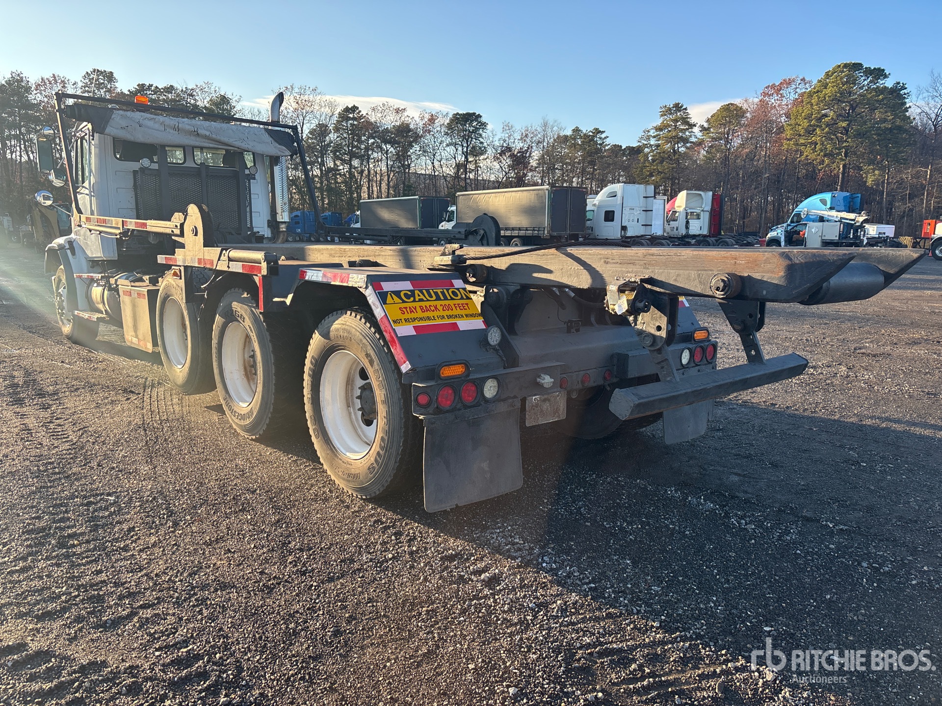 General Appearance with Bild, Ecke hinten links