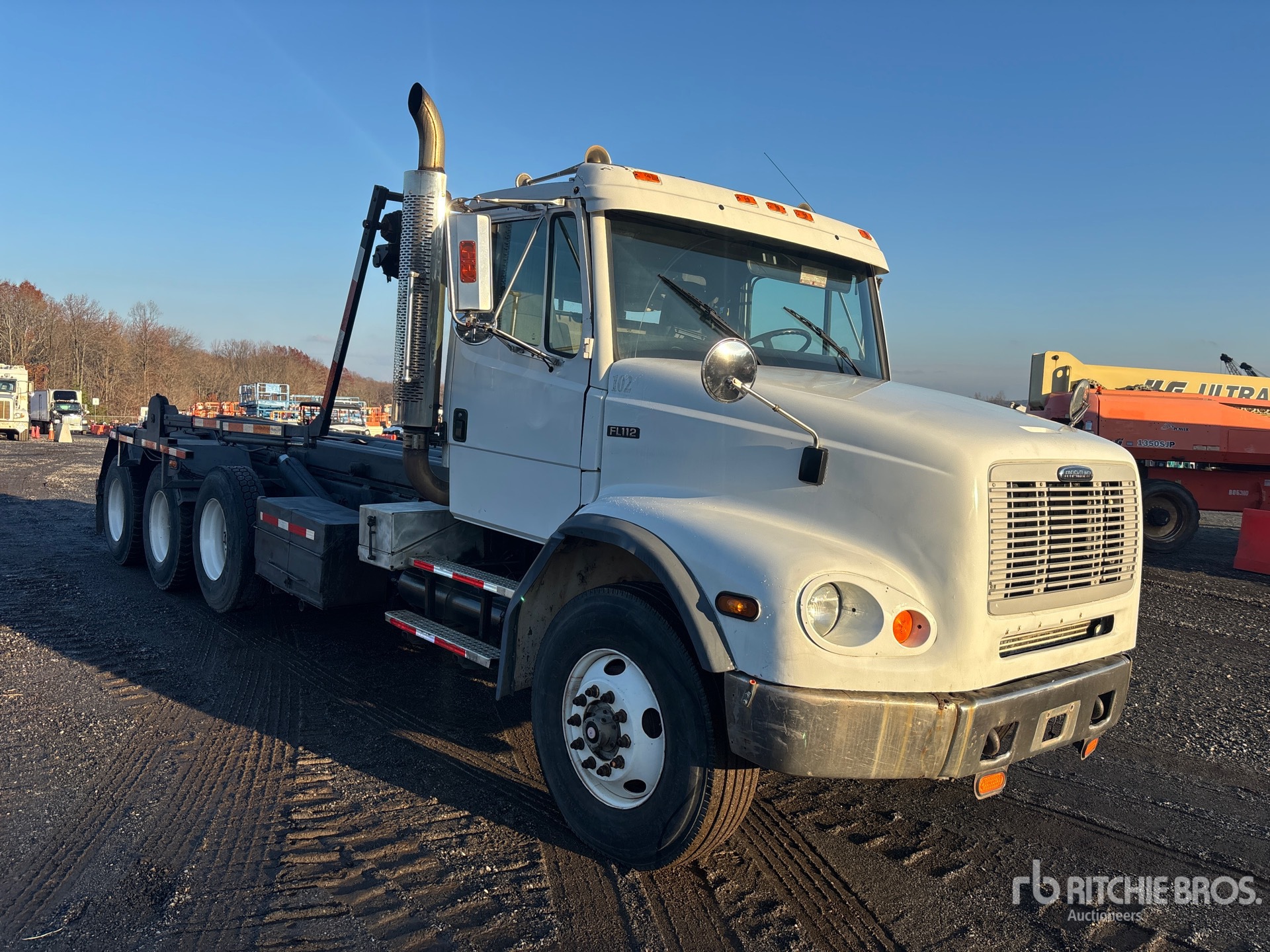 General Appearance with Bild, Ecke vorne rechts