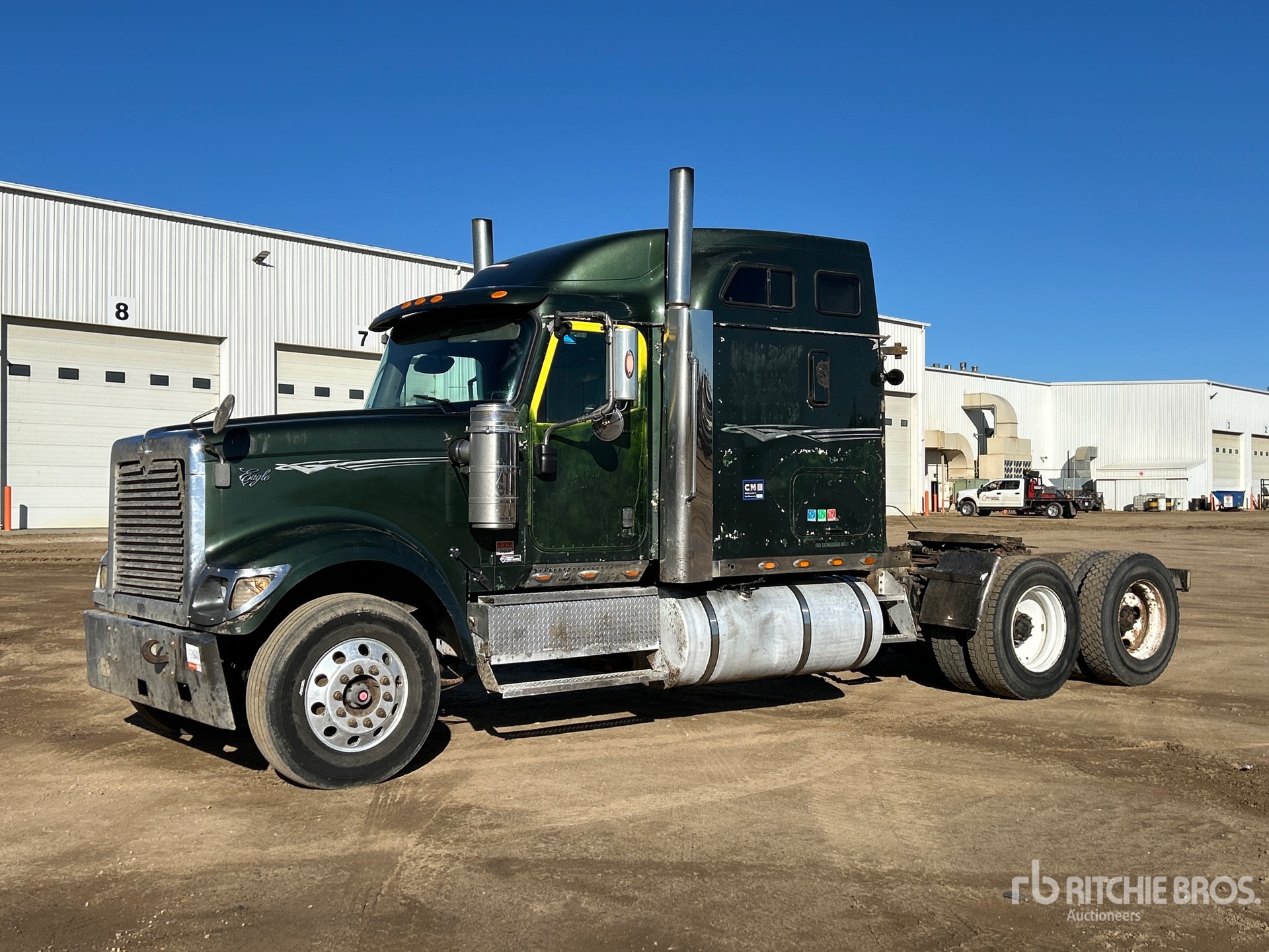 General Appearance with Foto, angolo anteriore sinistro