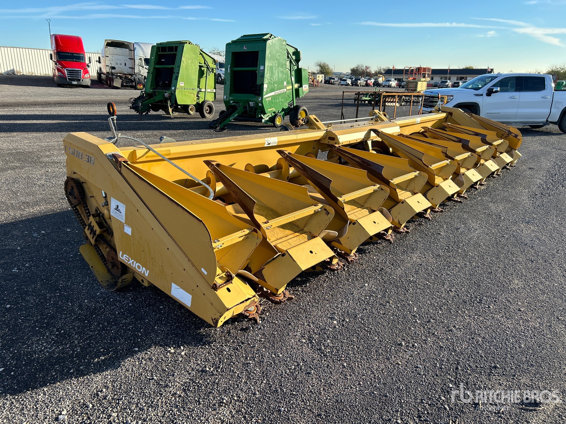 General Appearance with Picture, Right Front Corner