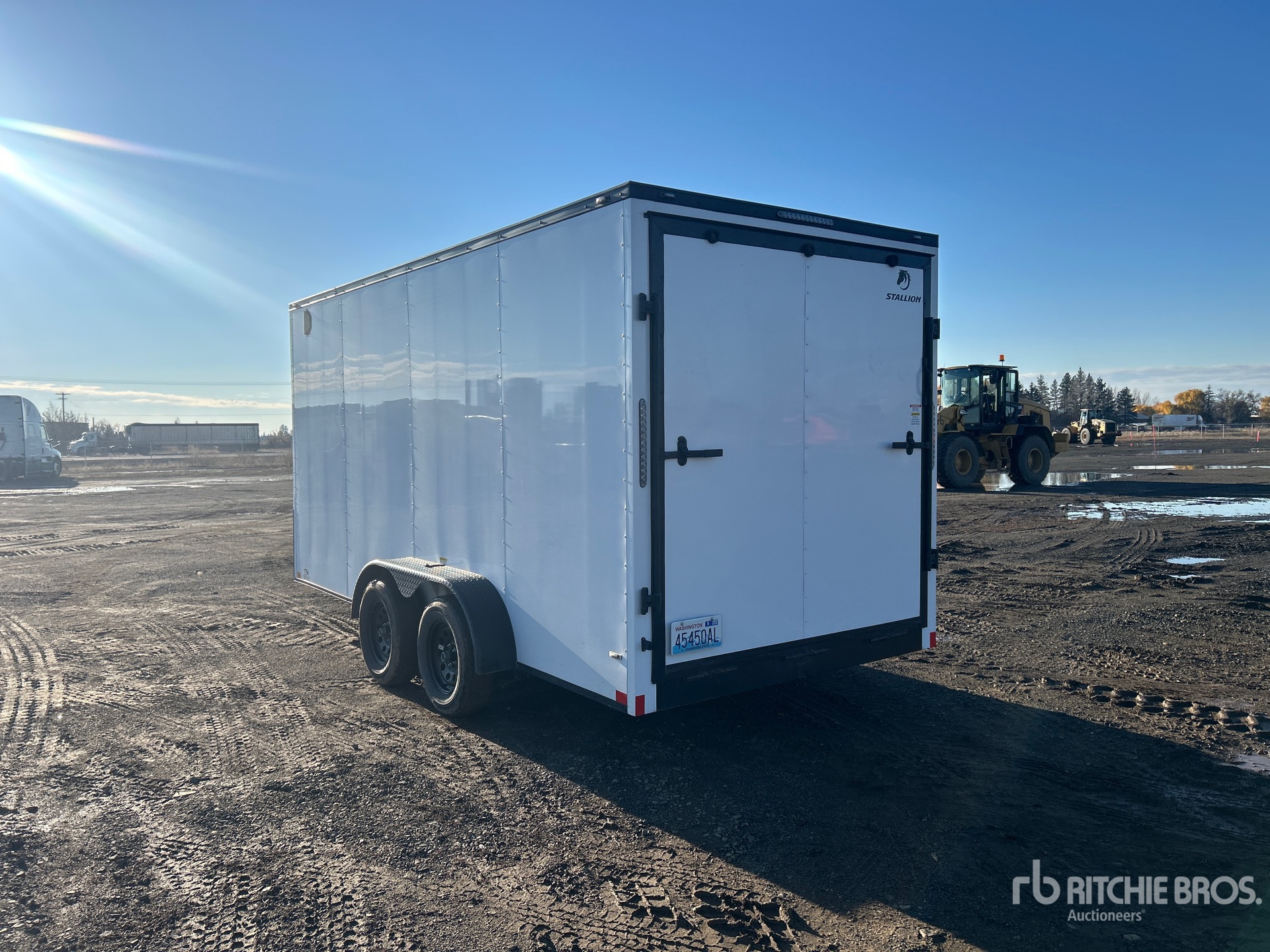 General Appearance with Foto, angolo posteriore sinistro