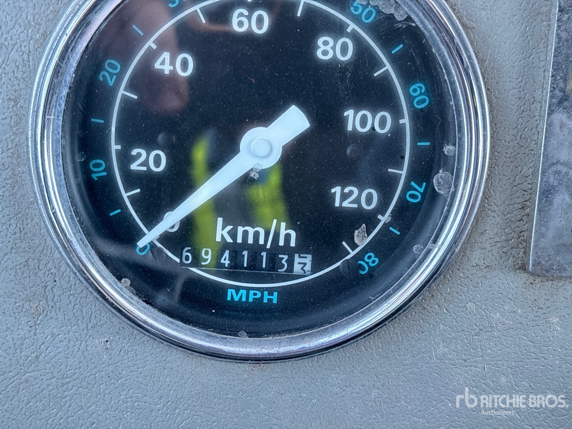 General Appearance with Hour Meter / Odometer