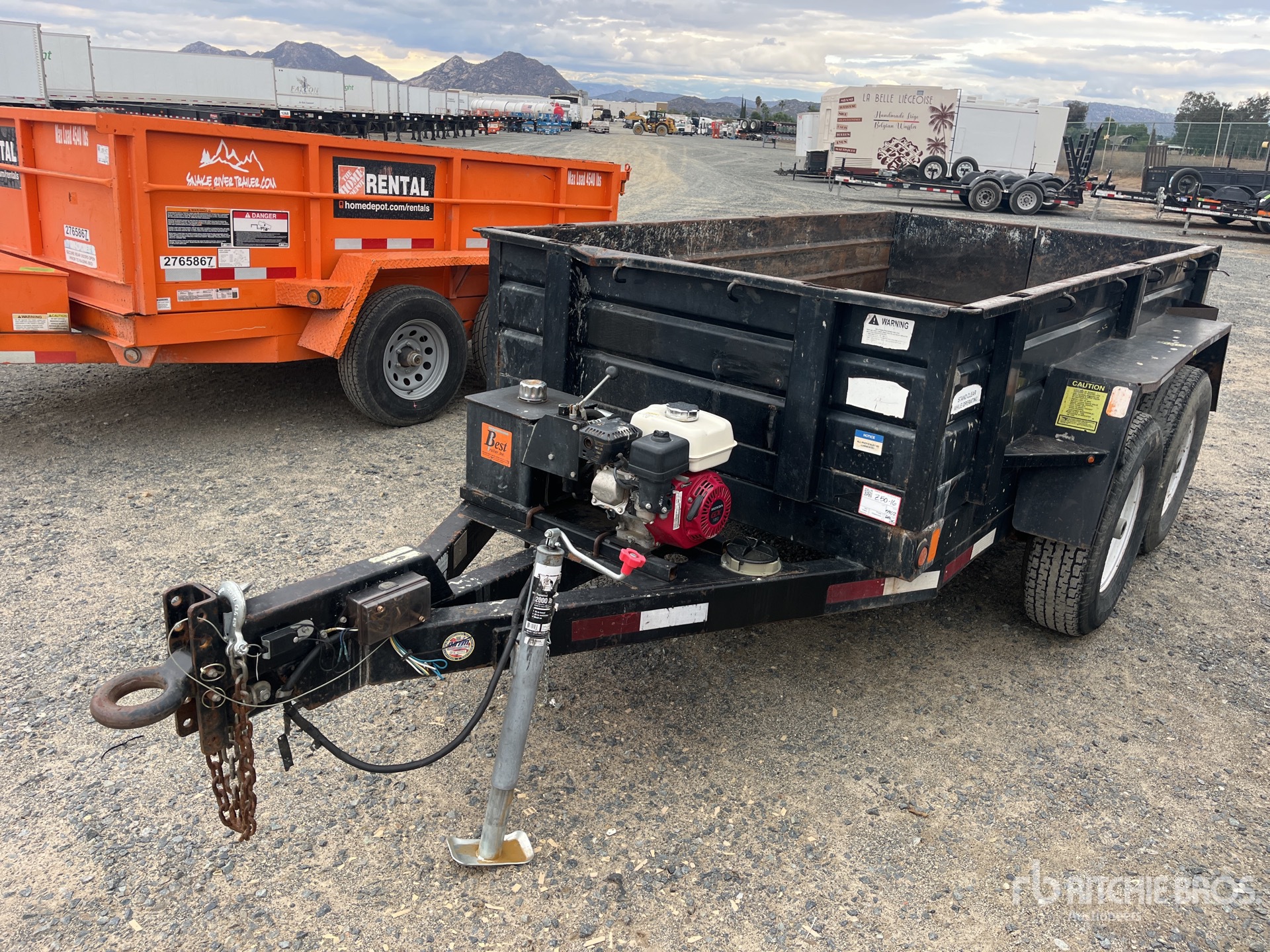 General Appearance with Picture, Left Front Corner