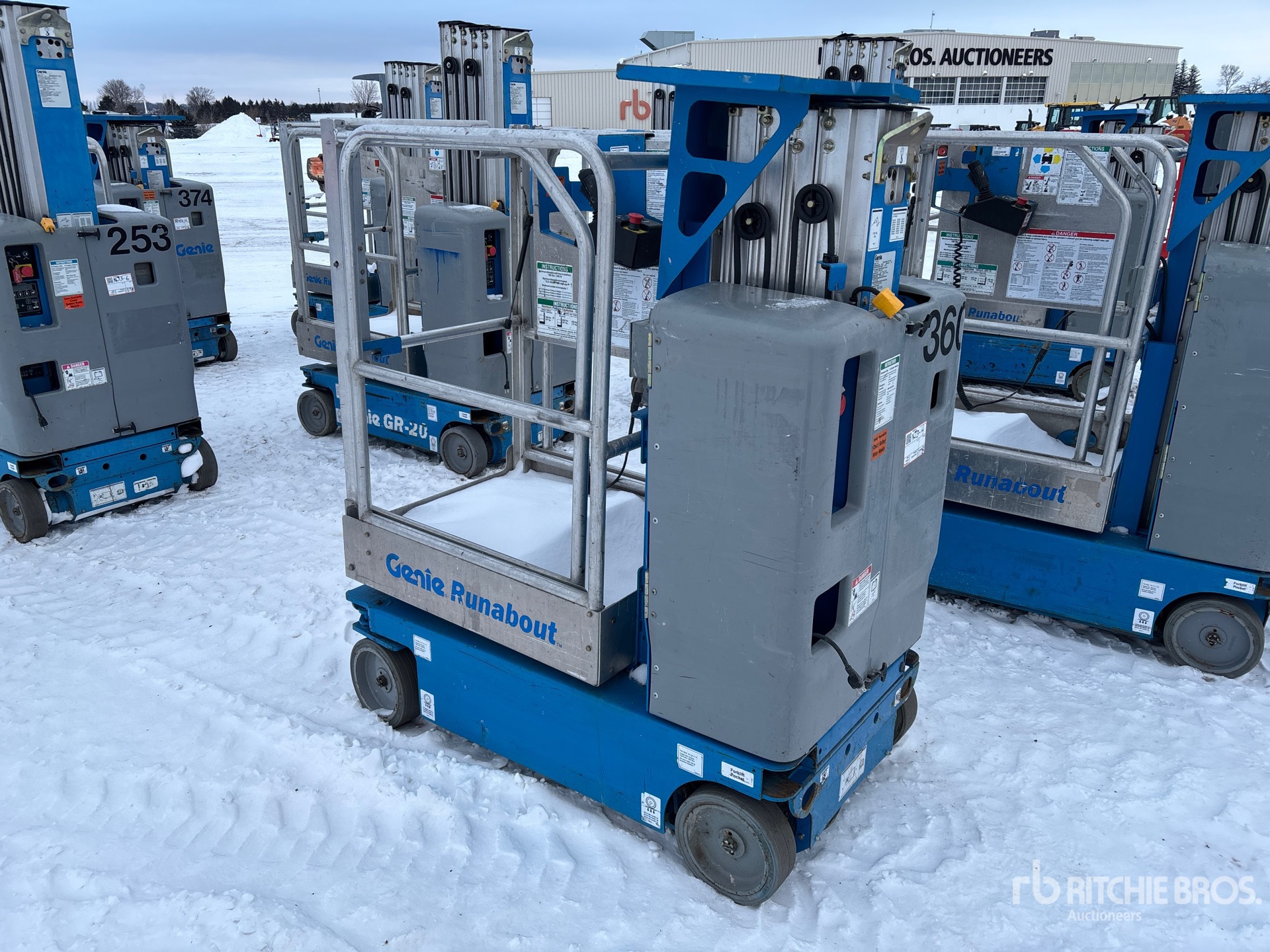 General Appearance with Picture, Left Rear Corner