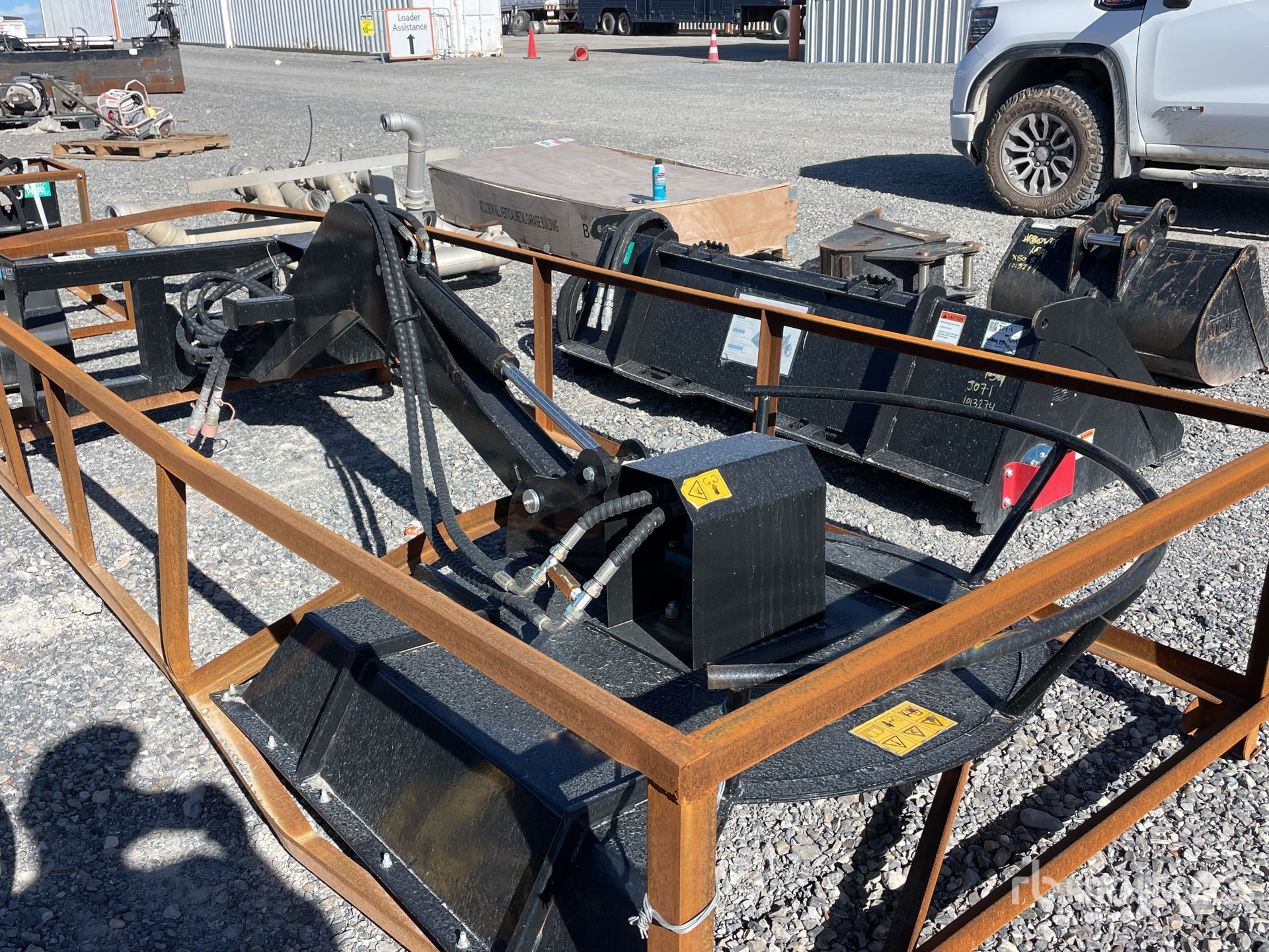 General Appearance with Picture, Right Rear Corner