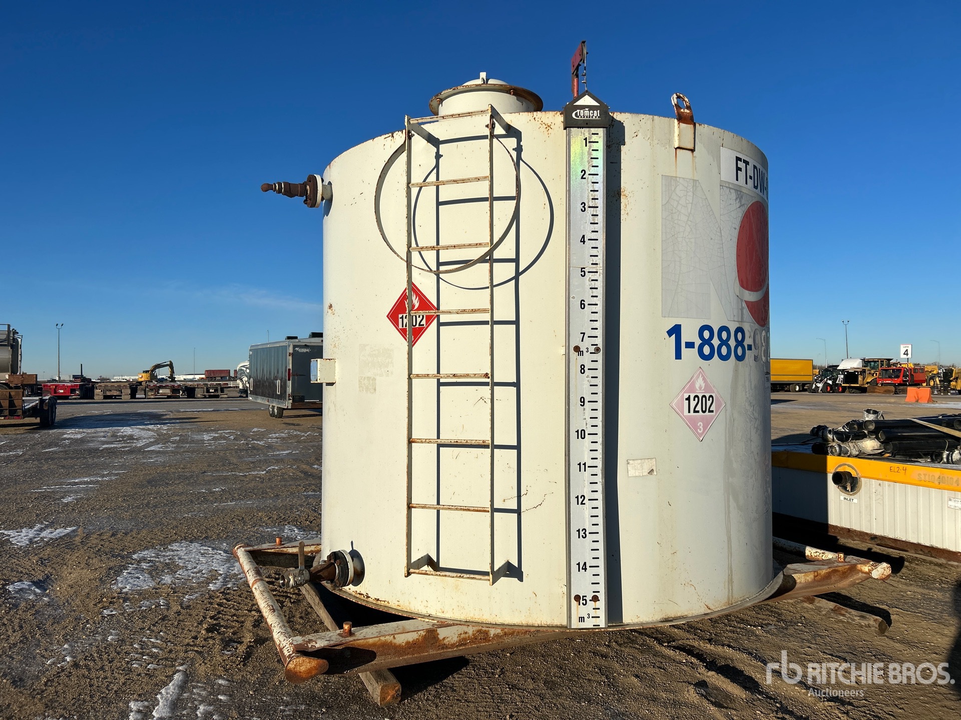 General Appearance with Bild, Ecke vorne links