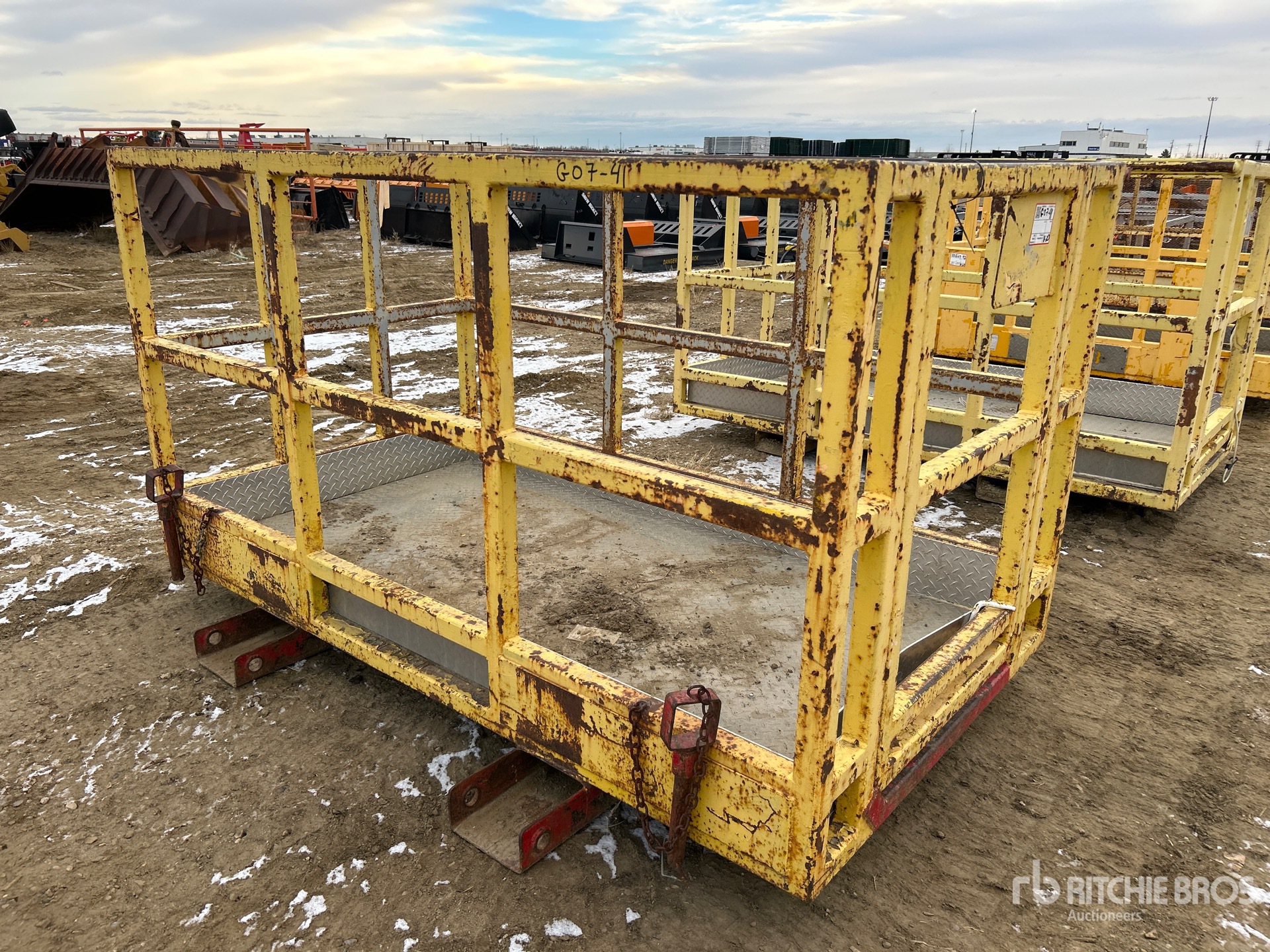 General Appearance with Bild, Ecke vorne links