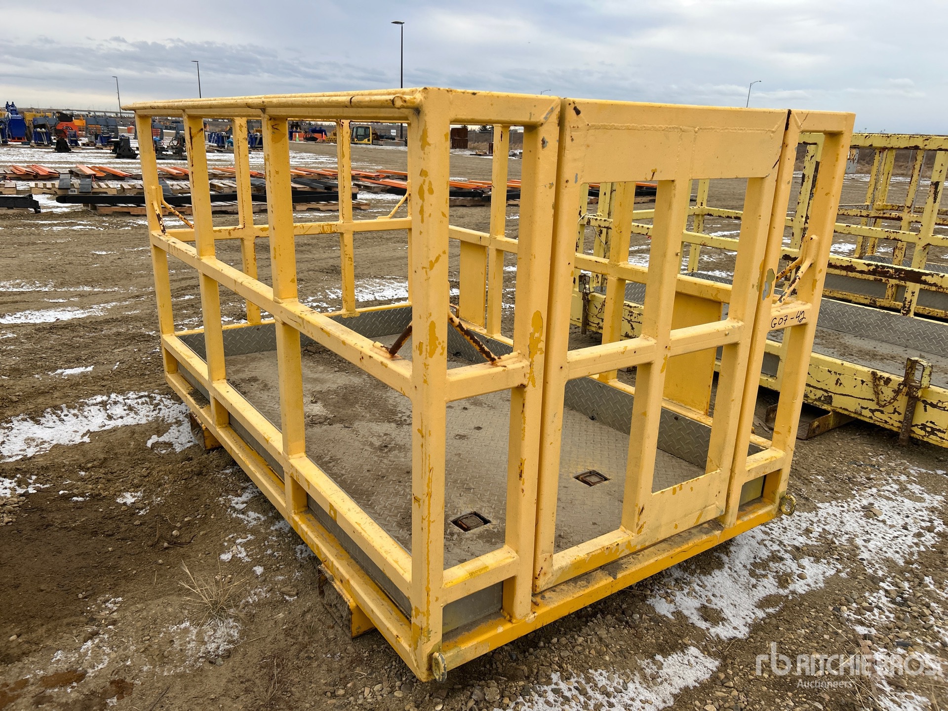 General Appearance with Bild, Ecke hinten rechts