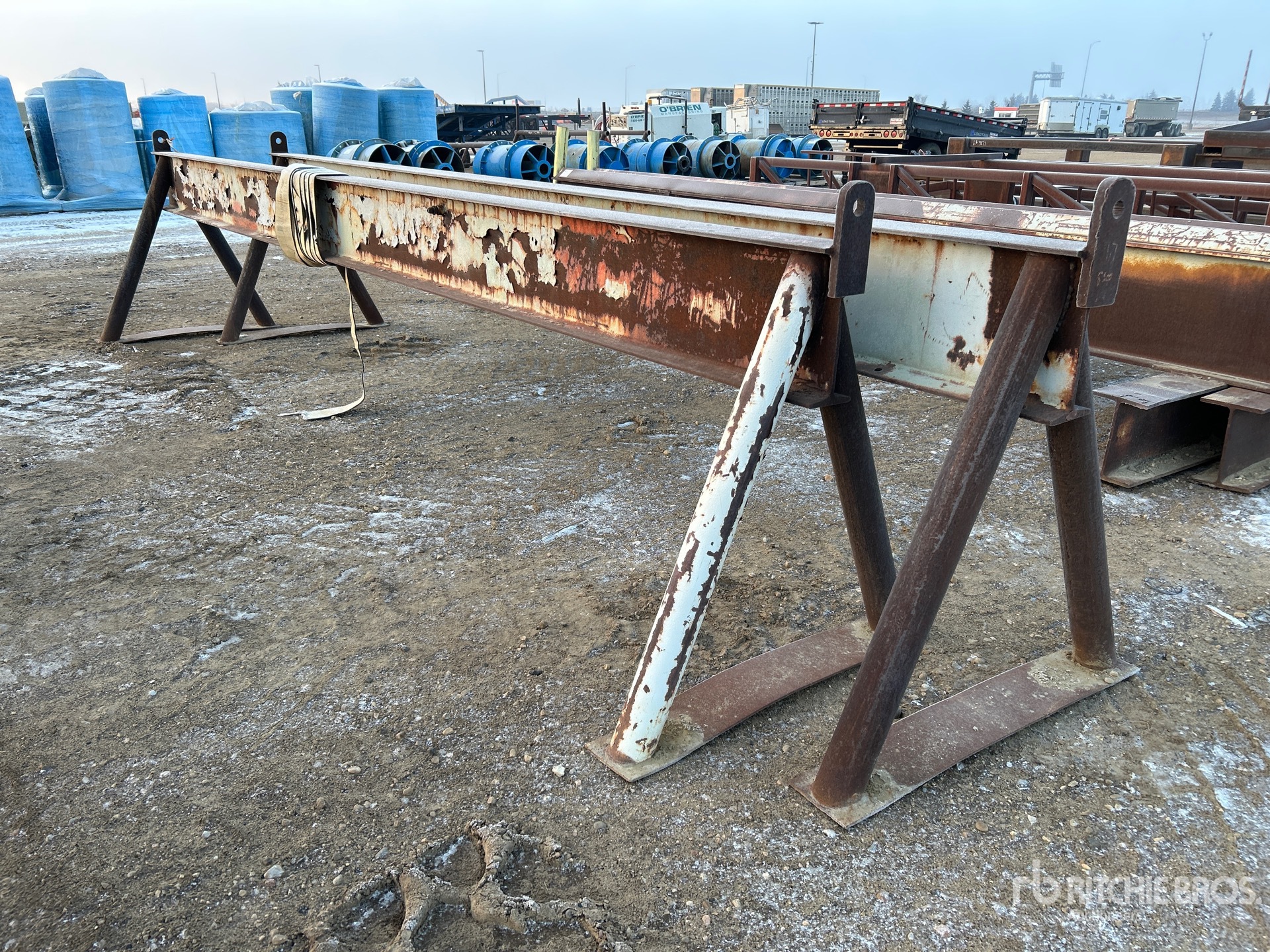 General Appearance with Bild, Ecke hinten links