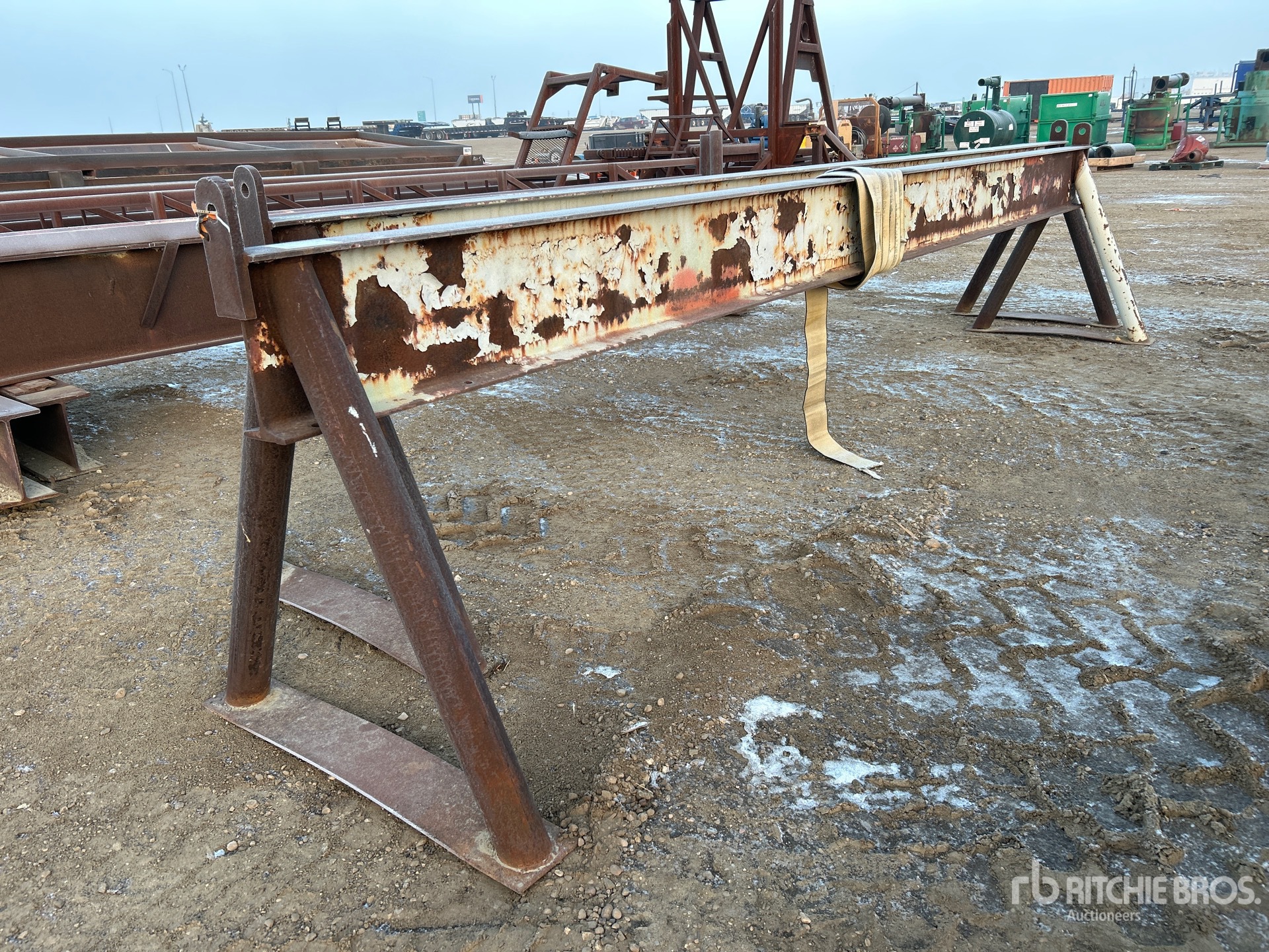 General Appearance with Bild, Ecke vorne links