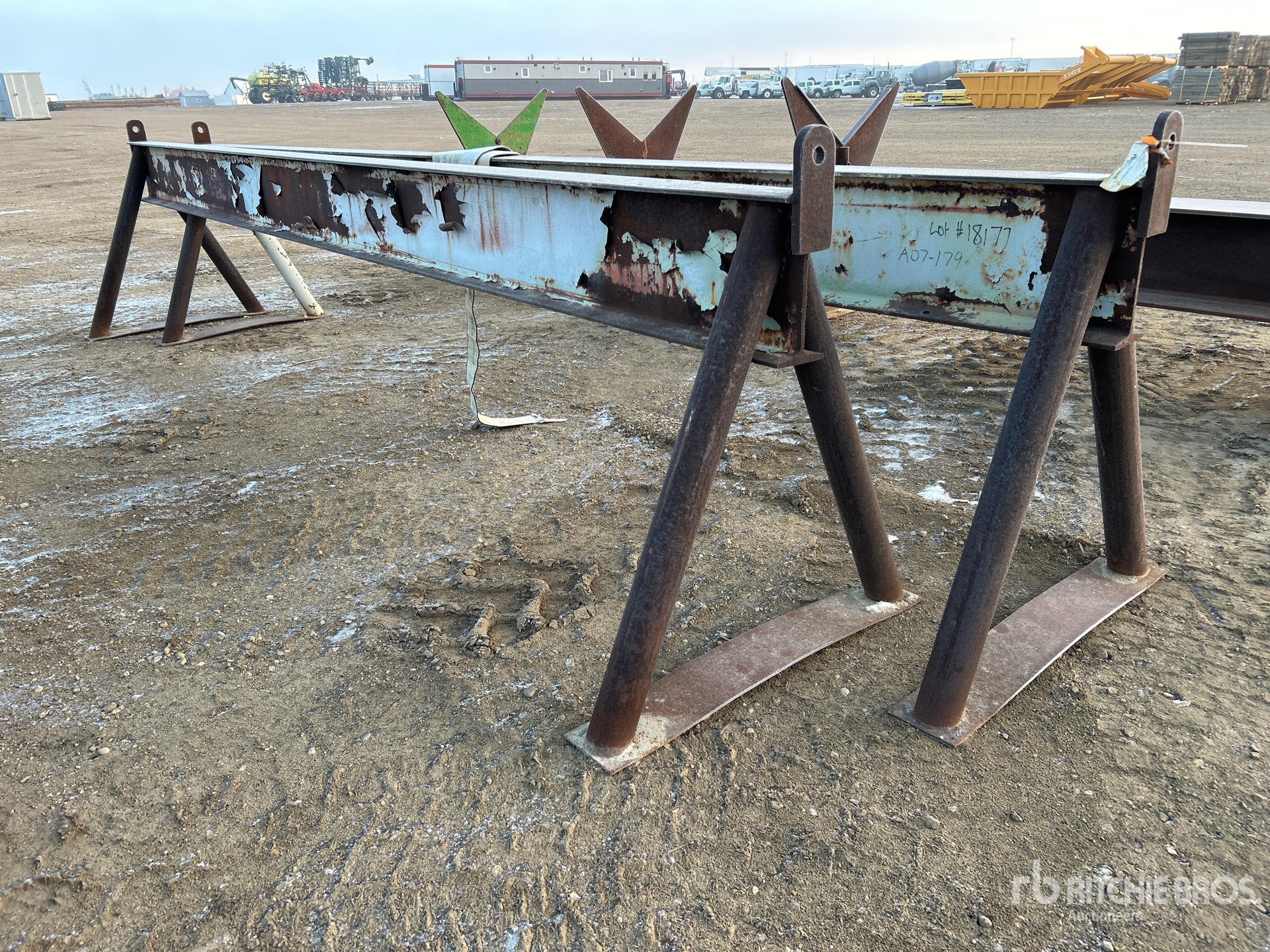 General Appearance with Bild, Ecke vorne rechts