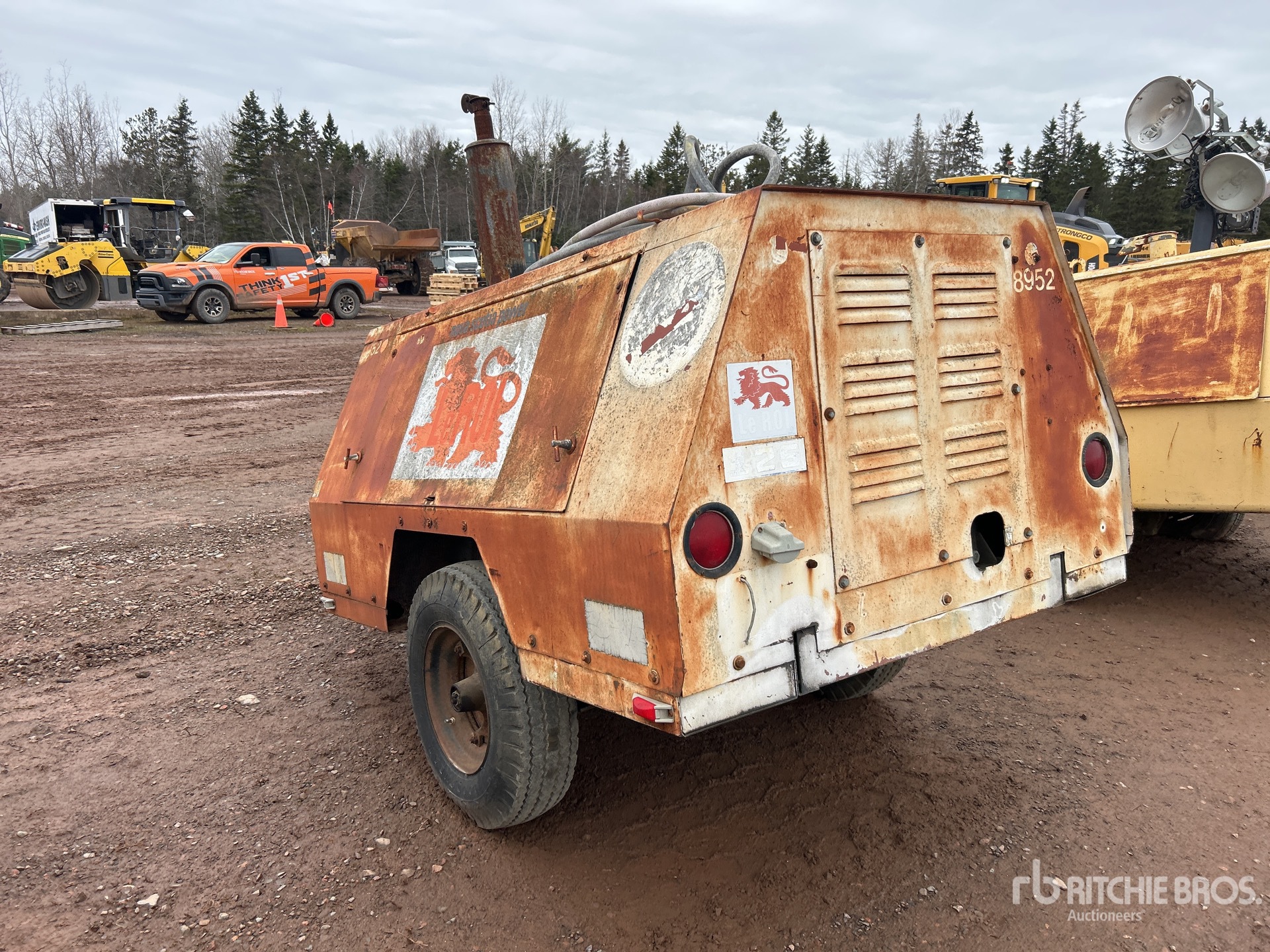 General Appearance with Picture, Left Rear Corner