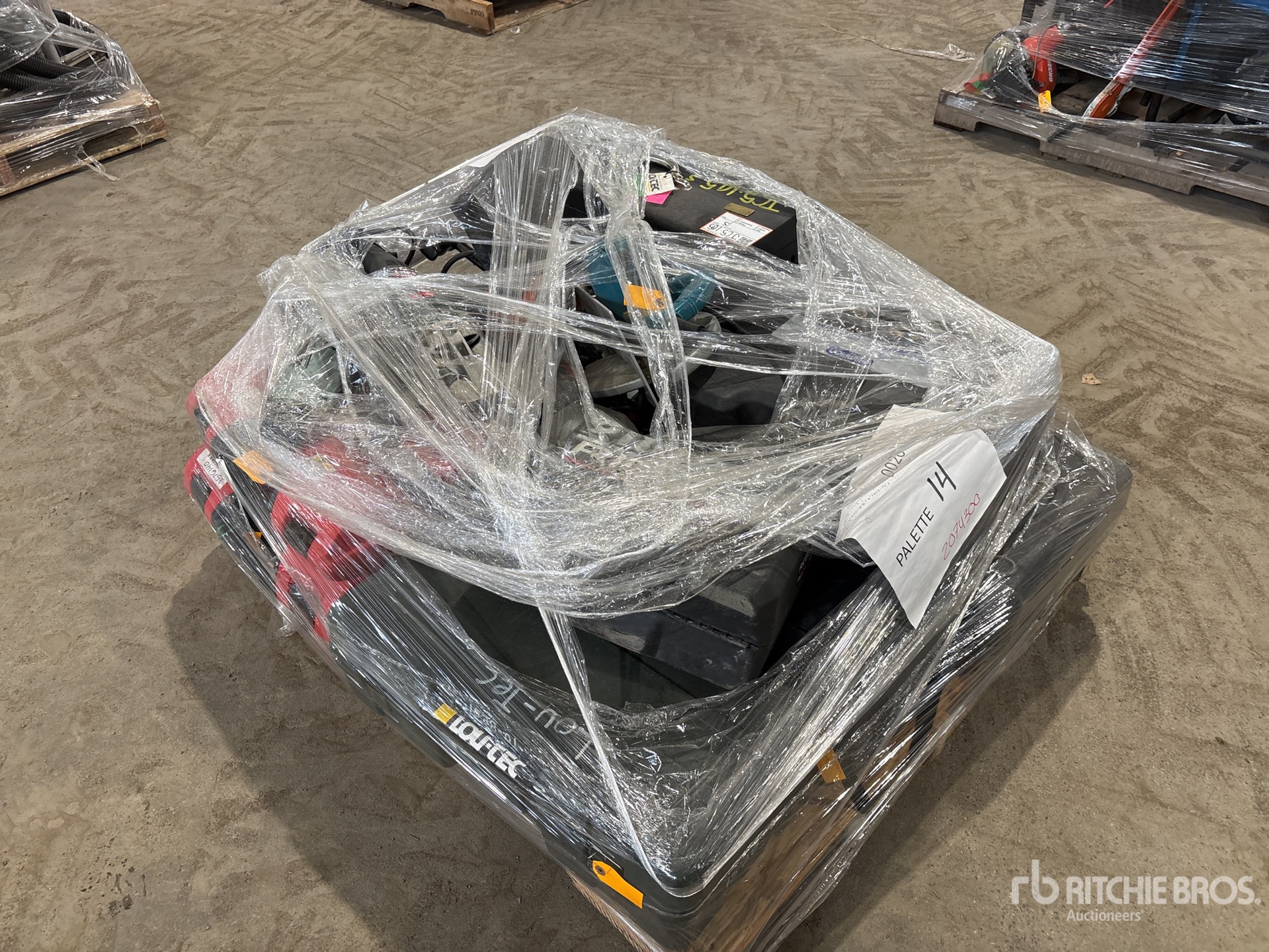 Aspect général with Image, coin arrière gauche