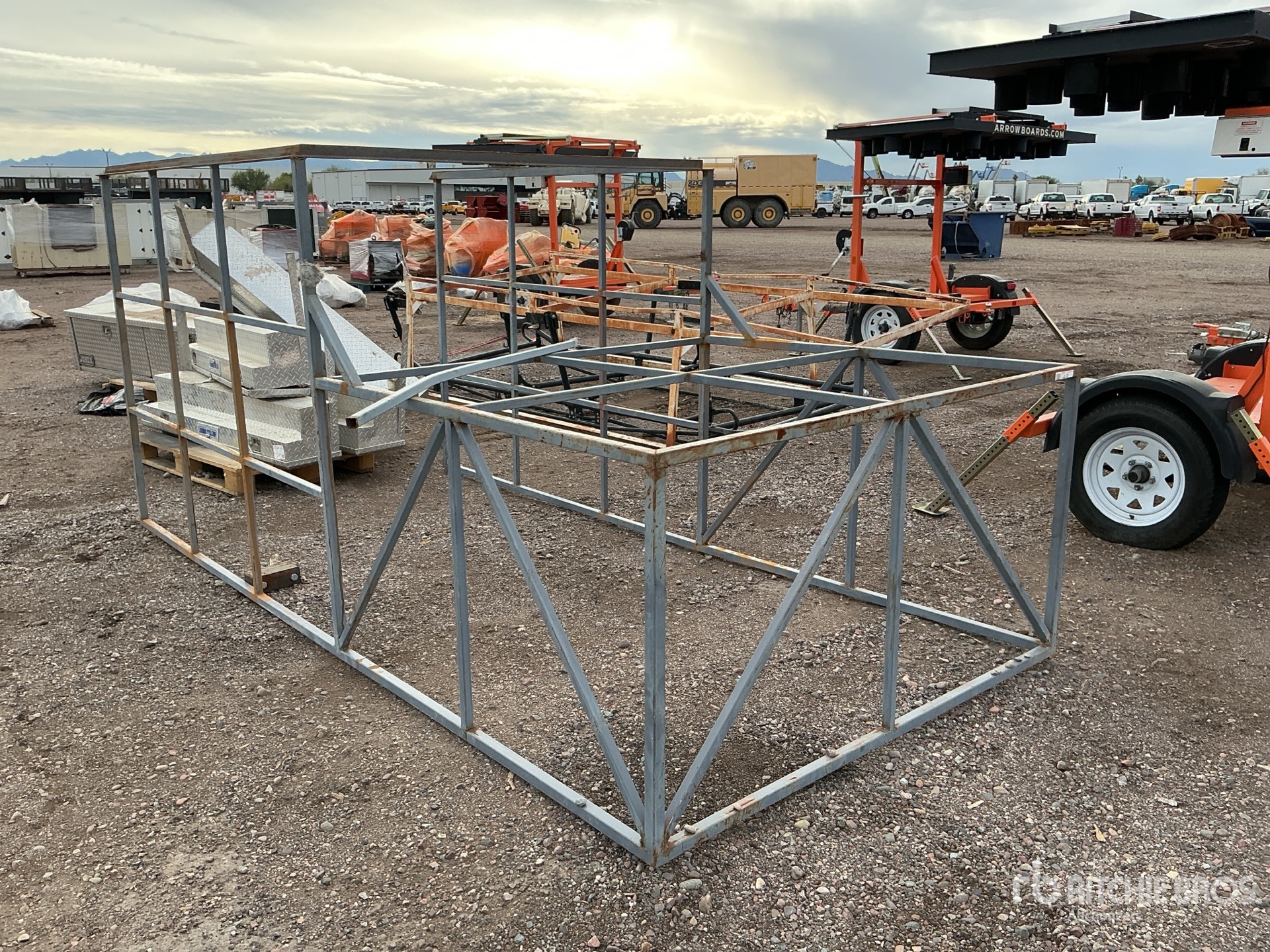 General Appearance with Image, coin avant droit