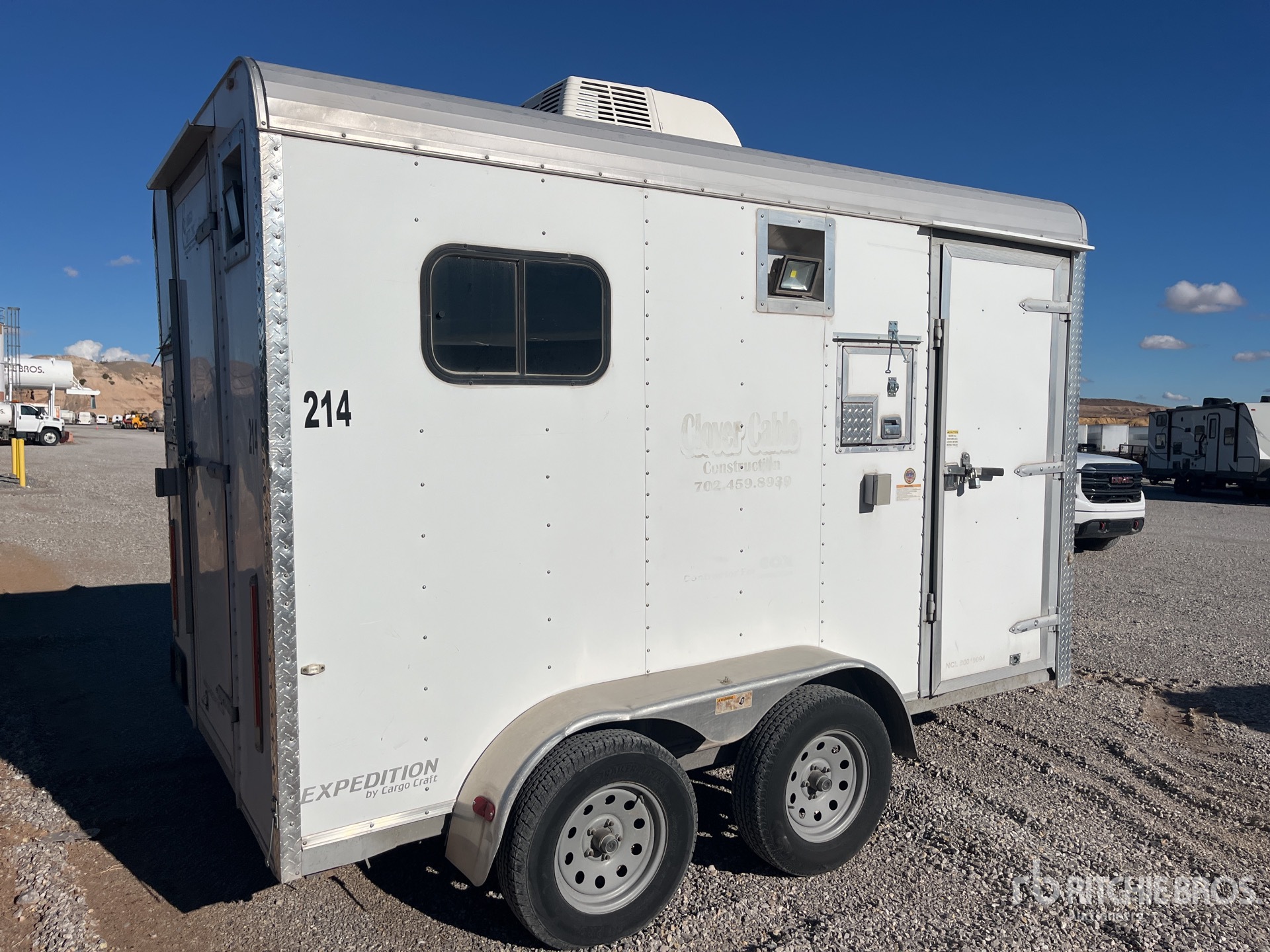 General Appearance with Imagen: esquina trasera derecha