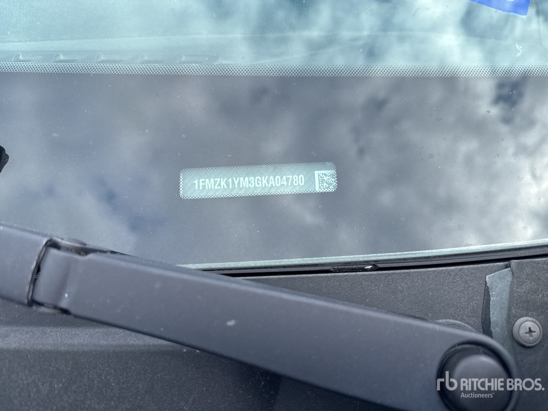 General Appearance with Second Serial Number/VIN Photo